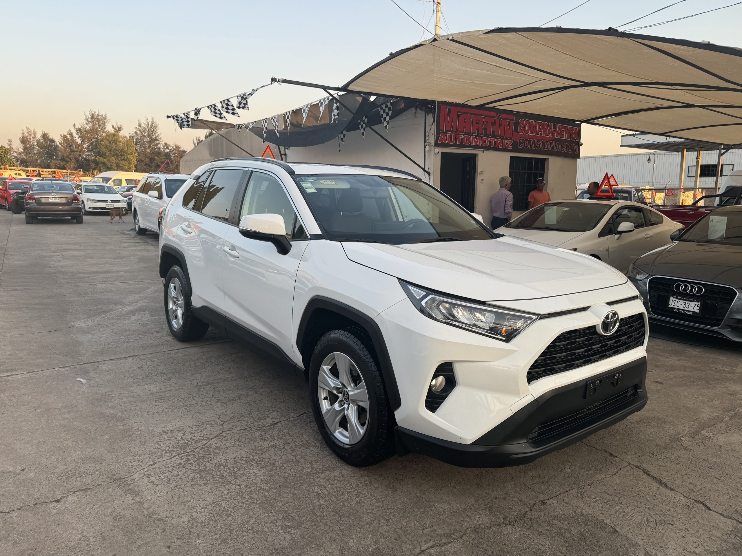 Toyota Rav4 2020 Xle awd Automático Blanco