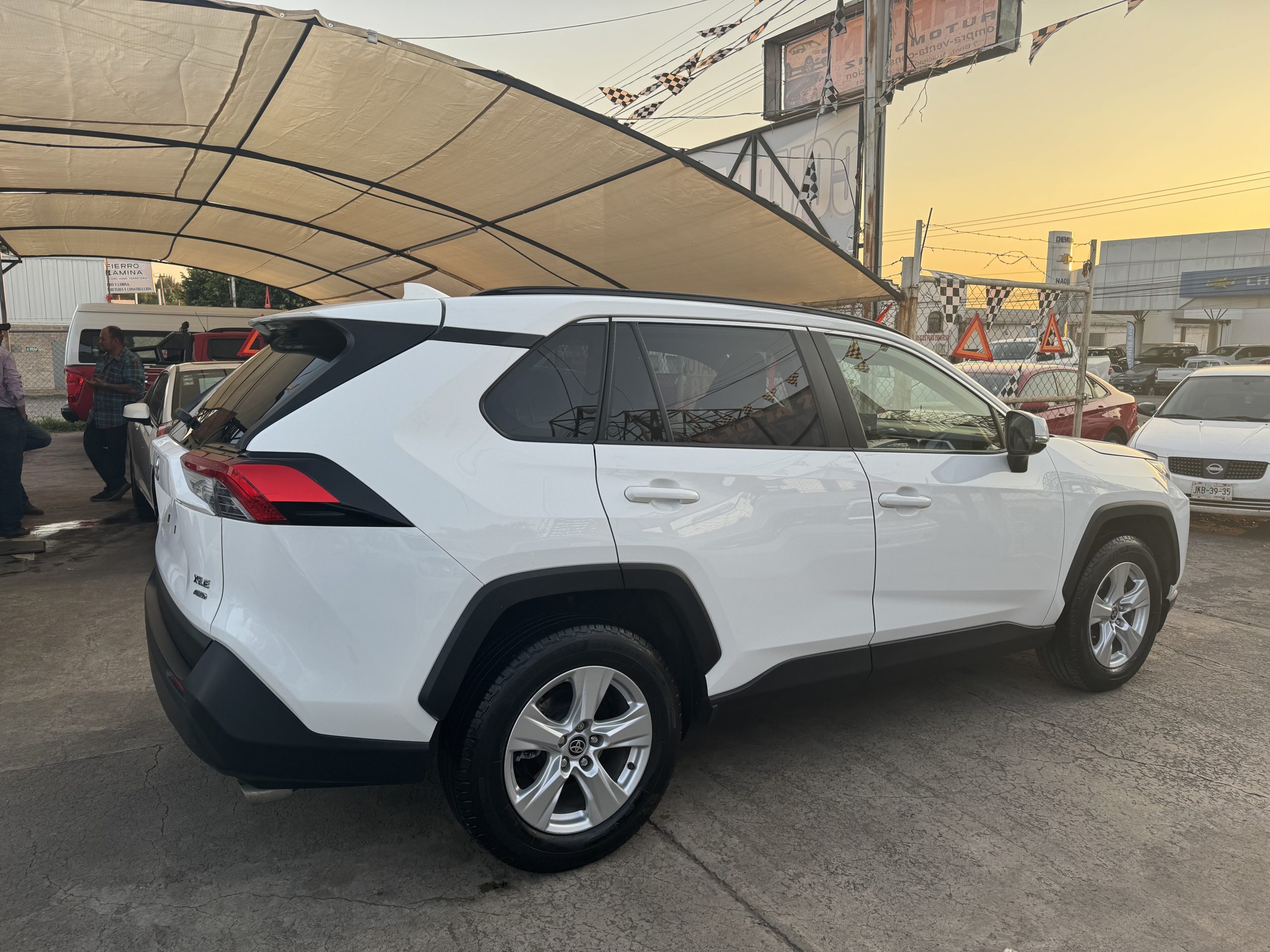 Toyota Rav4 2020 Xle awd Automático Blanco
