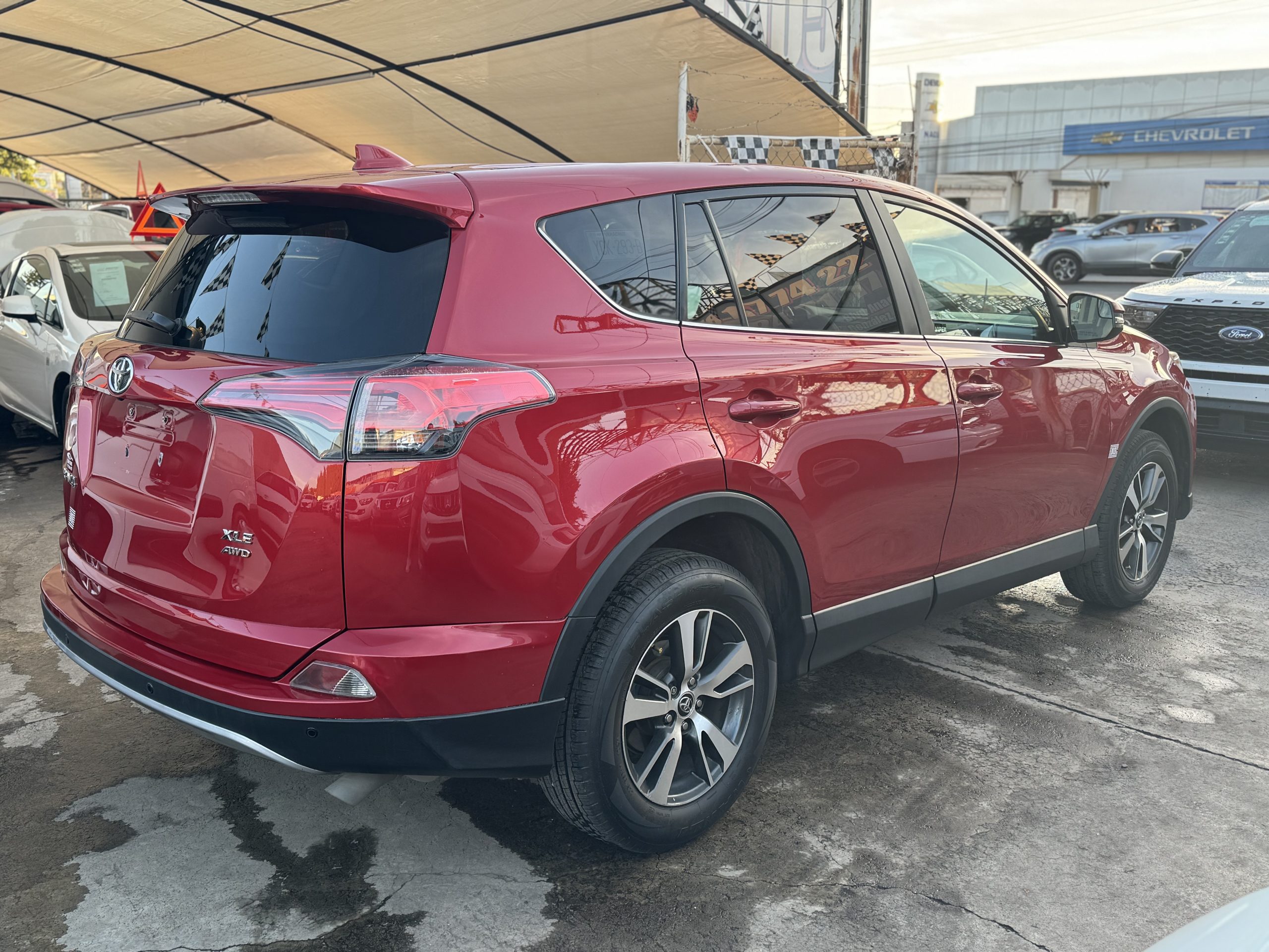 Toyota Rav4 2017 Xle awd Automático Rojo