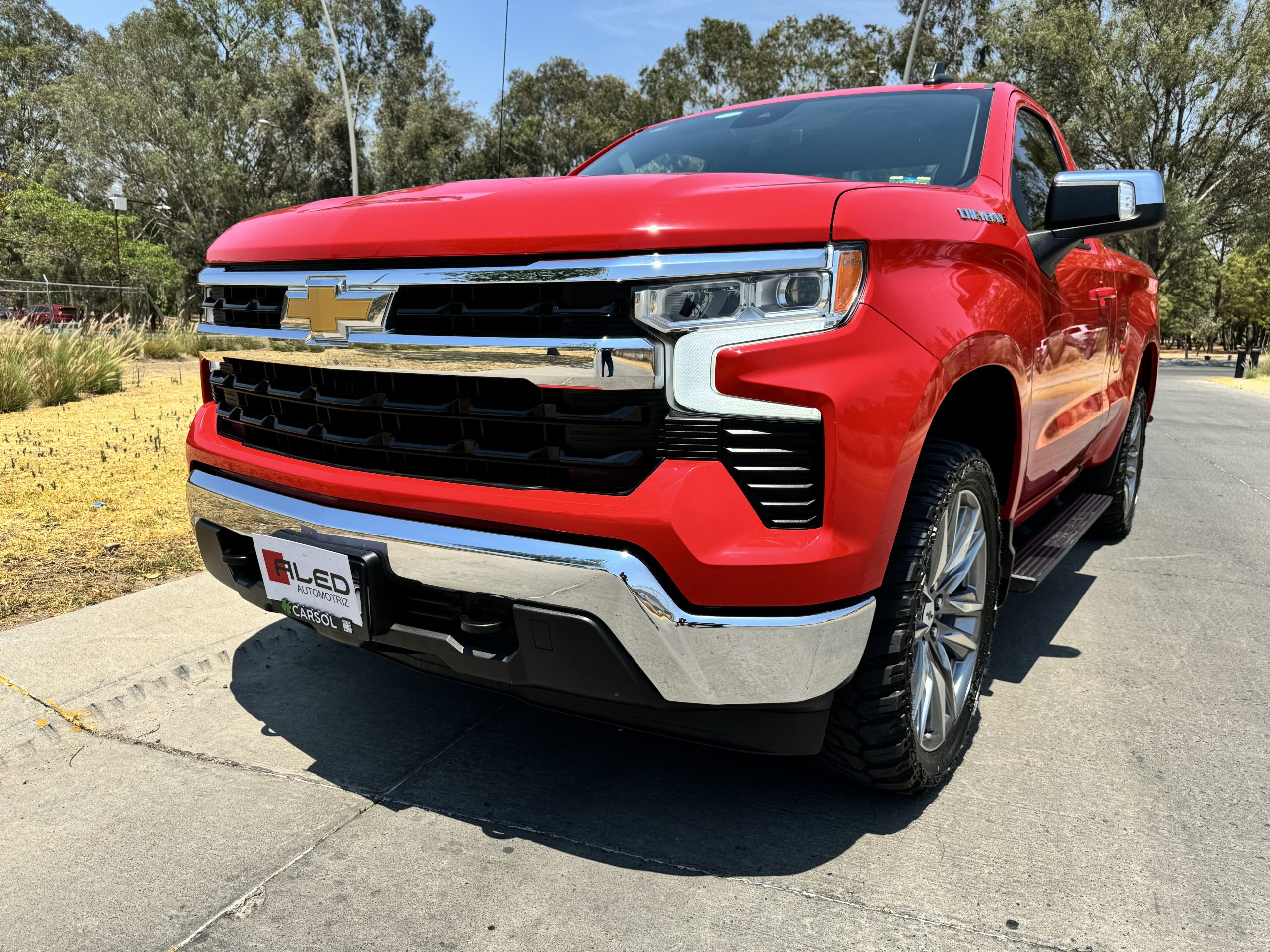 Chevrolet Nueva Cheyenne LT 2023