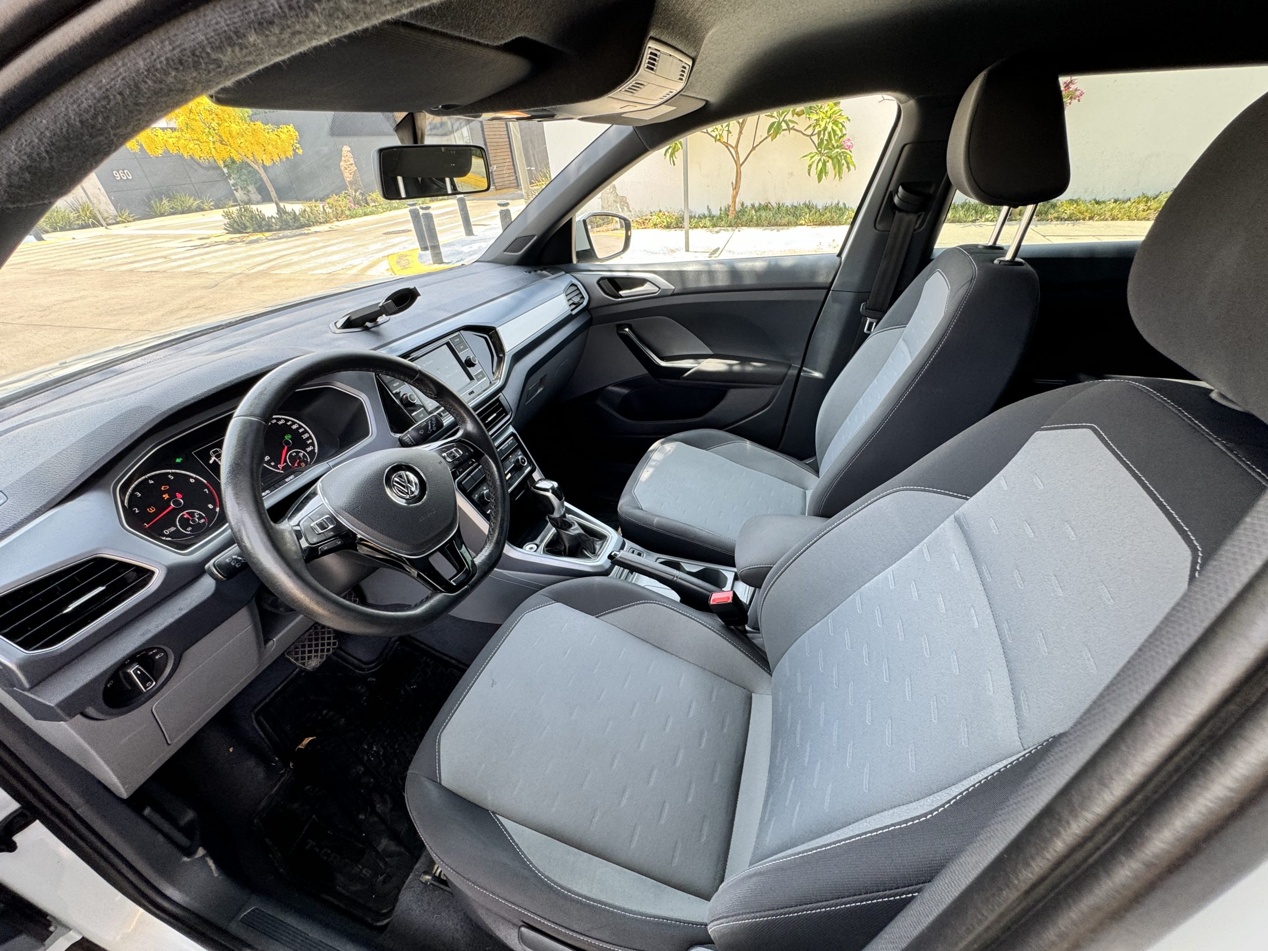 Volkswagen T-Cross 2020 Comfortline Automático Blanco