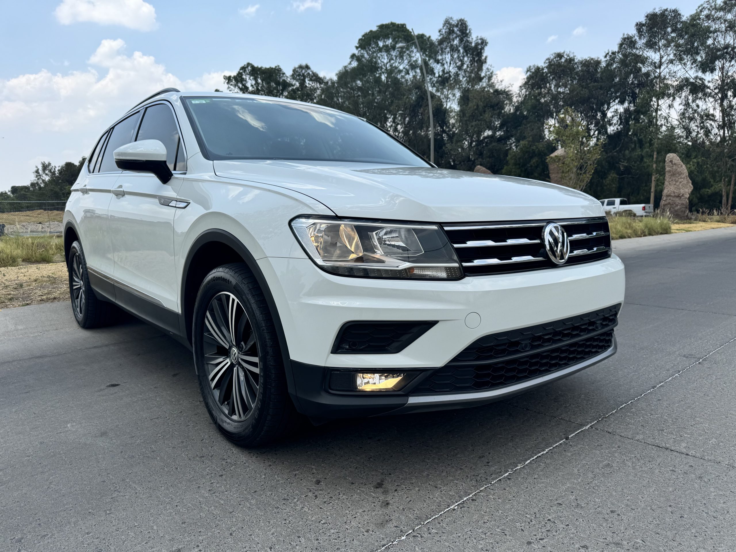 Volkswagen Tiguan 2020 Comfortline Plus Automático Blanco