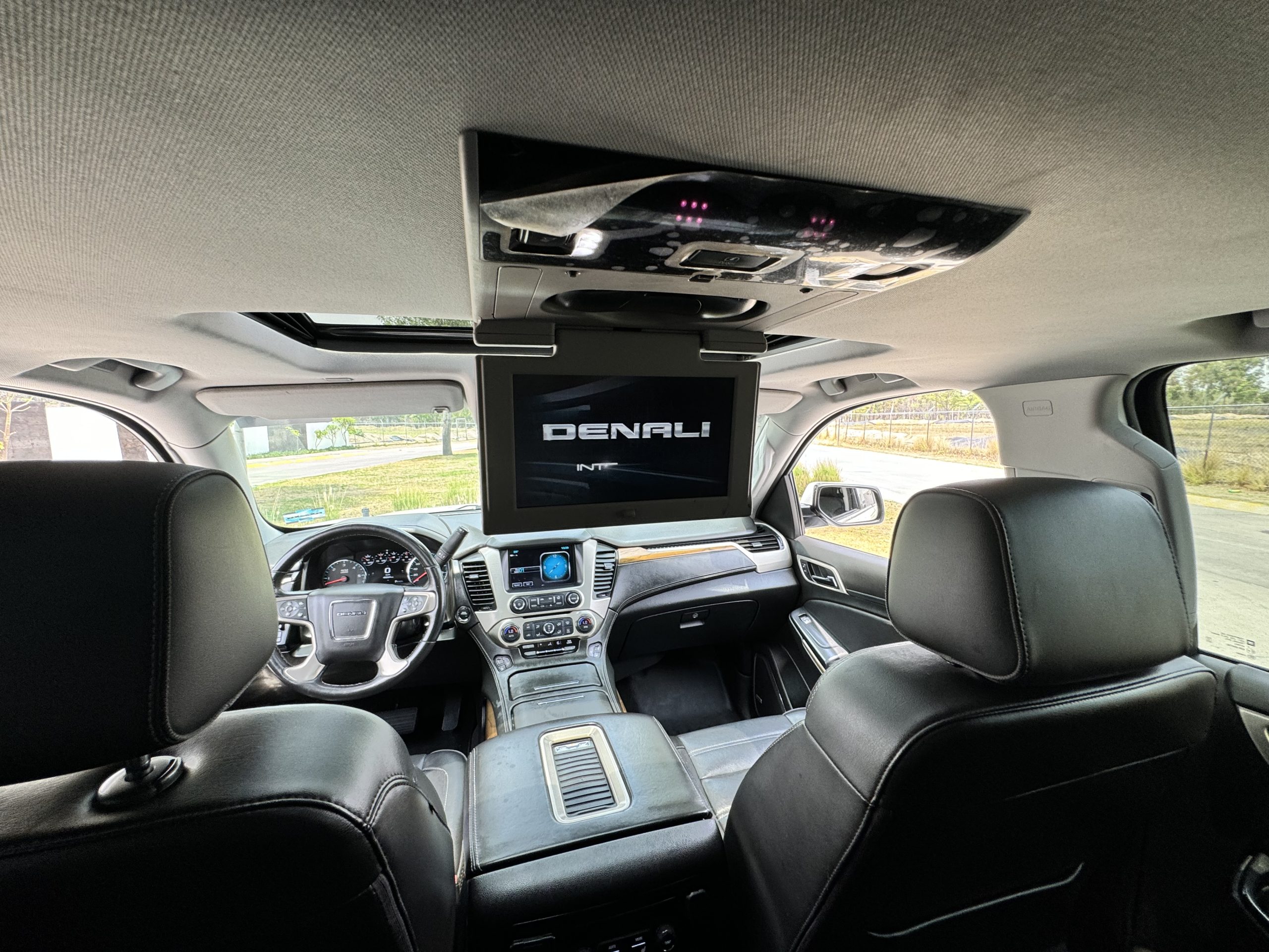 GMC Yukon 2020 DENALI Automático Blanco