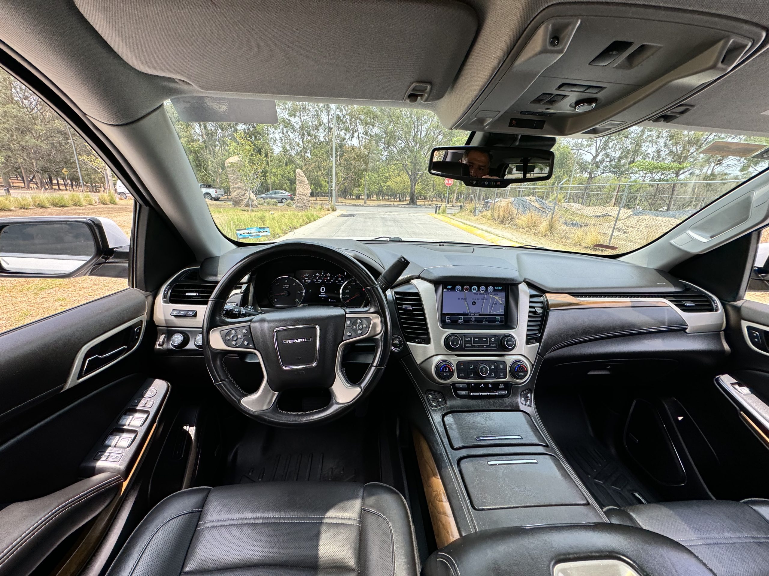 GMC Yukon 2020 DENALI Automático Blanco