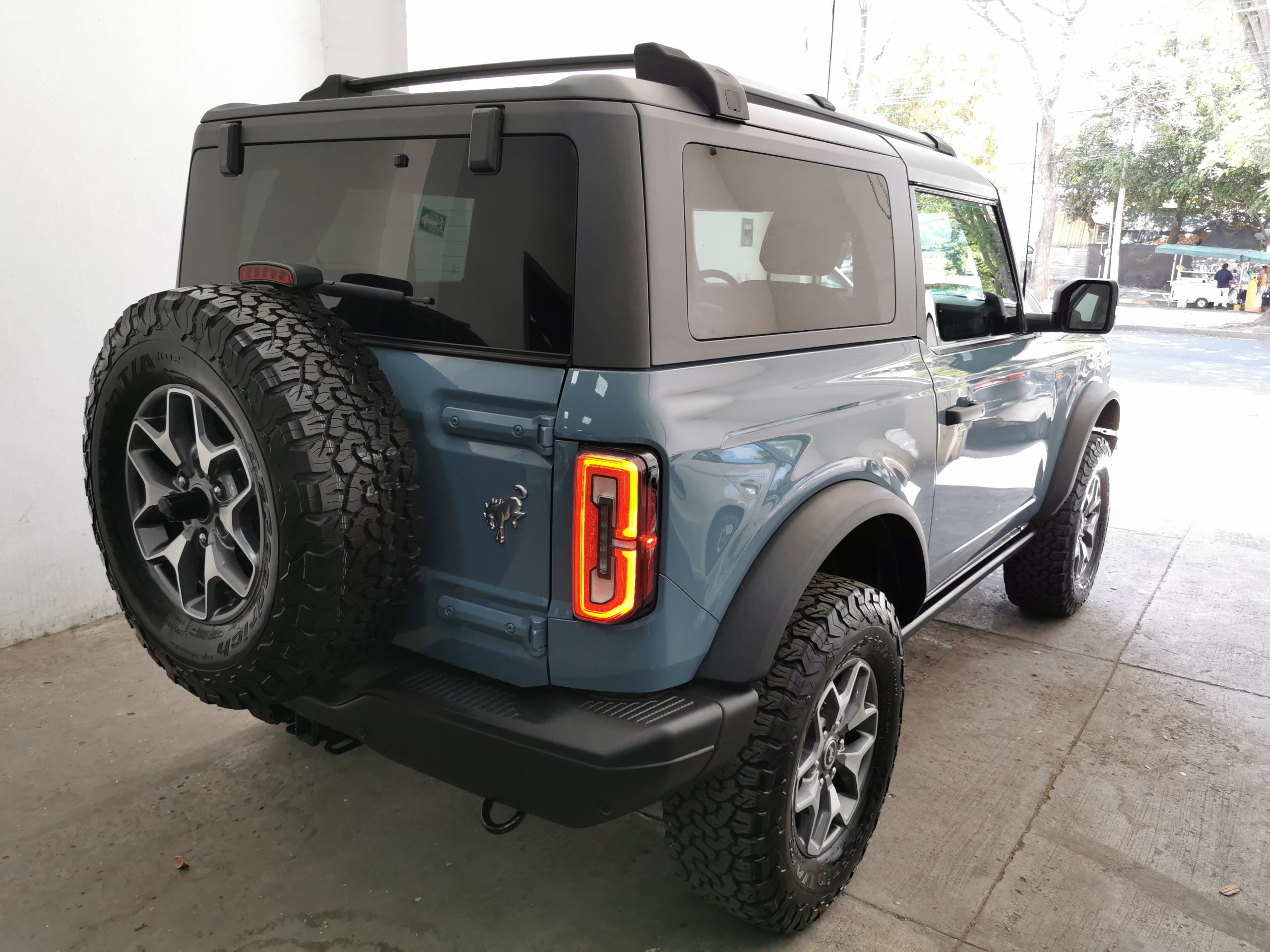 Ford Bronco 2022 BADLANDS 2 PUERTAS Automático Azul