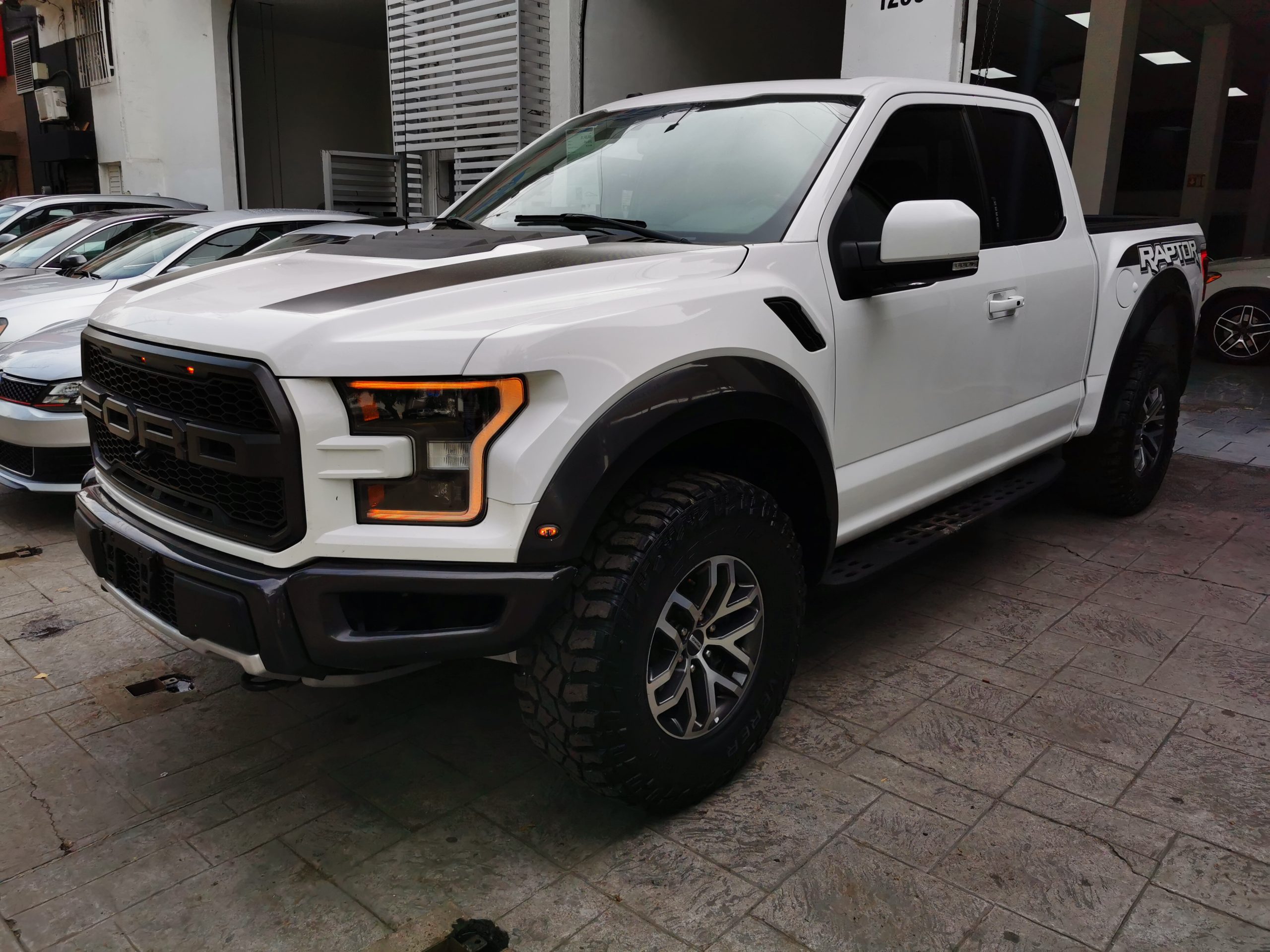 Ford Lobo 2018 RAPTOR CABINA Y MEDIA Automático Blanco