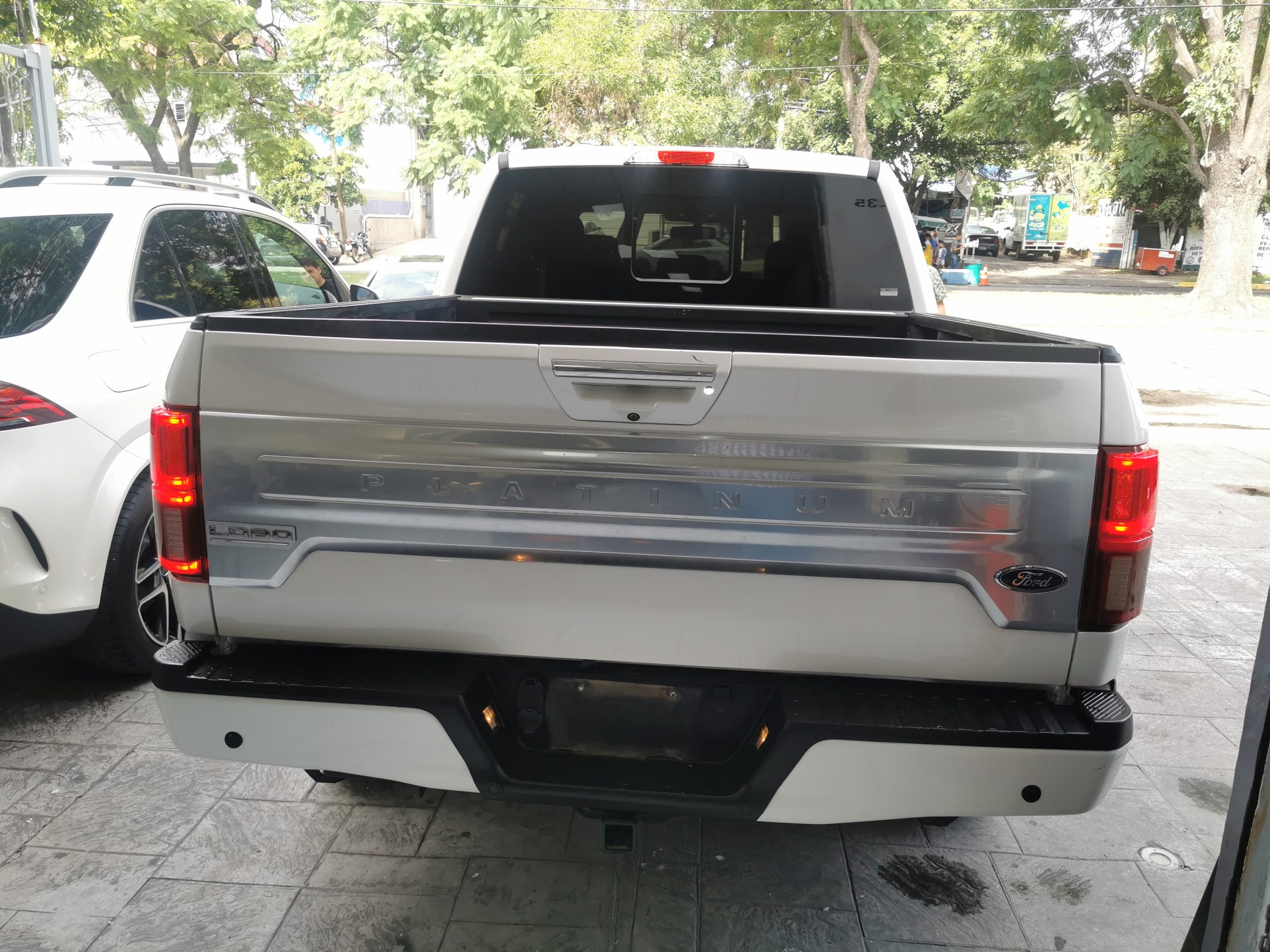 Ford Lobo 2018 PLATINUM Automático Blanco