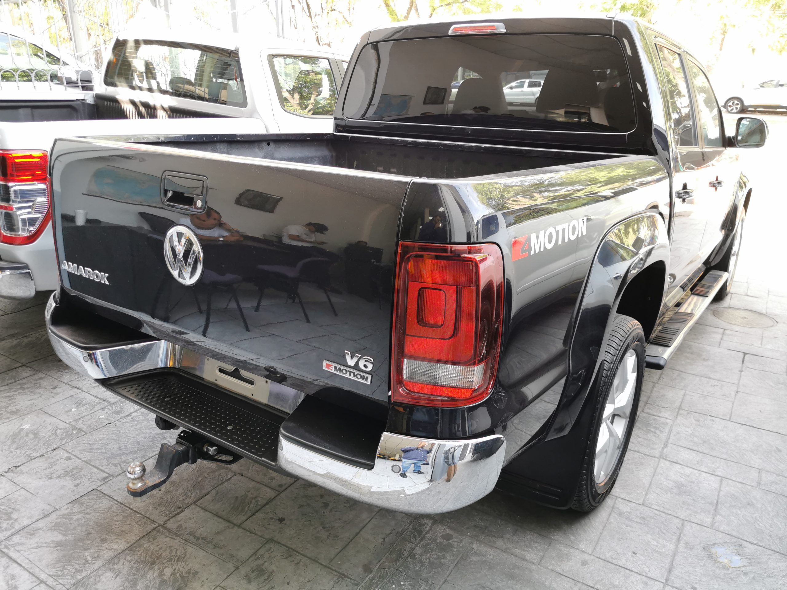 Volkswagen Amarok 2020 HIGHLINE Automático Negro