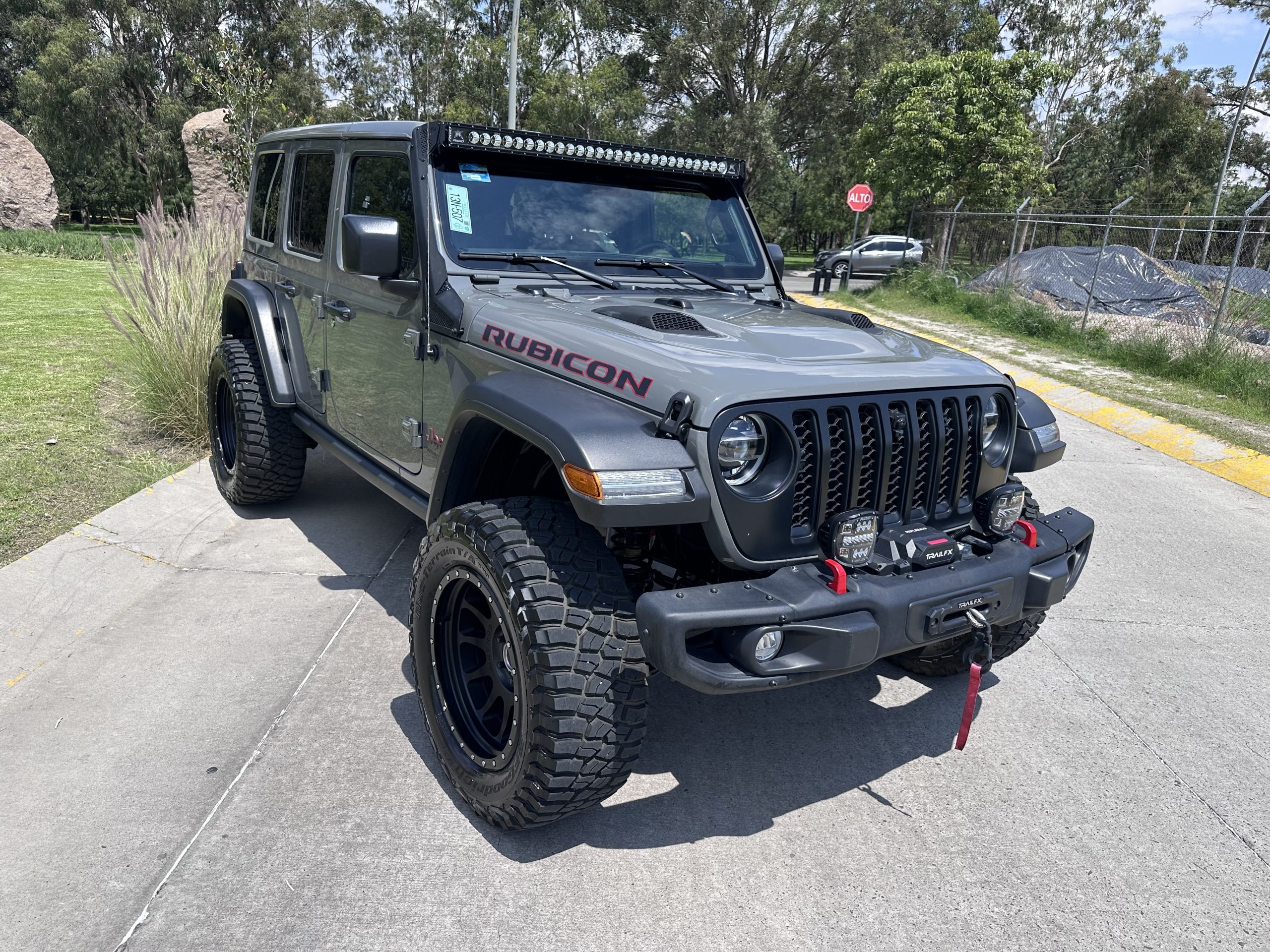 Jeep Wrangler 2022 Rubicon Tuscadero Automático Gris