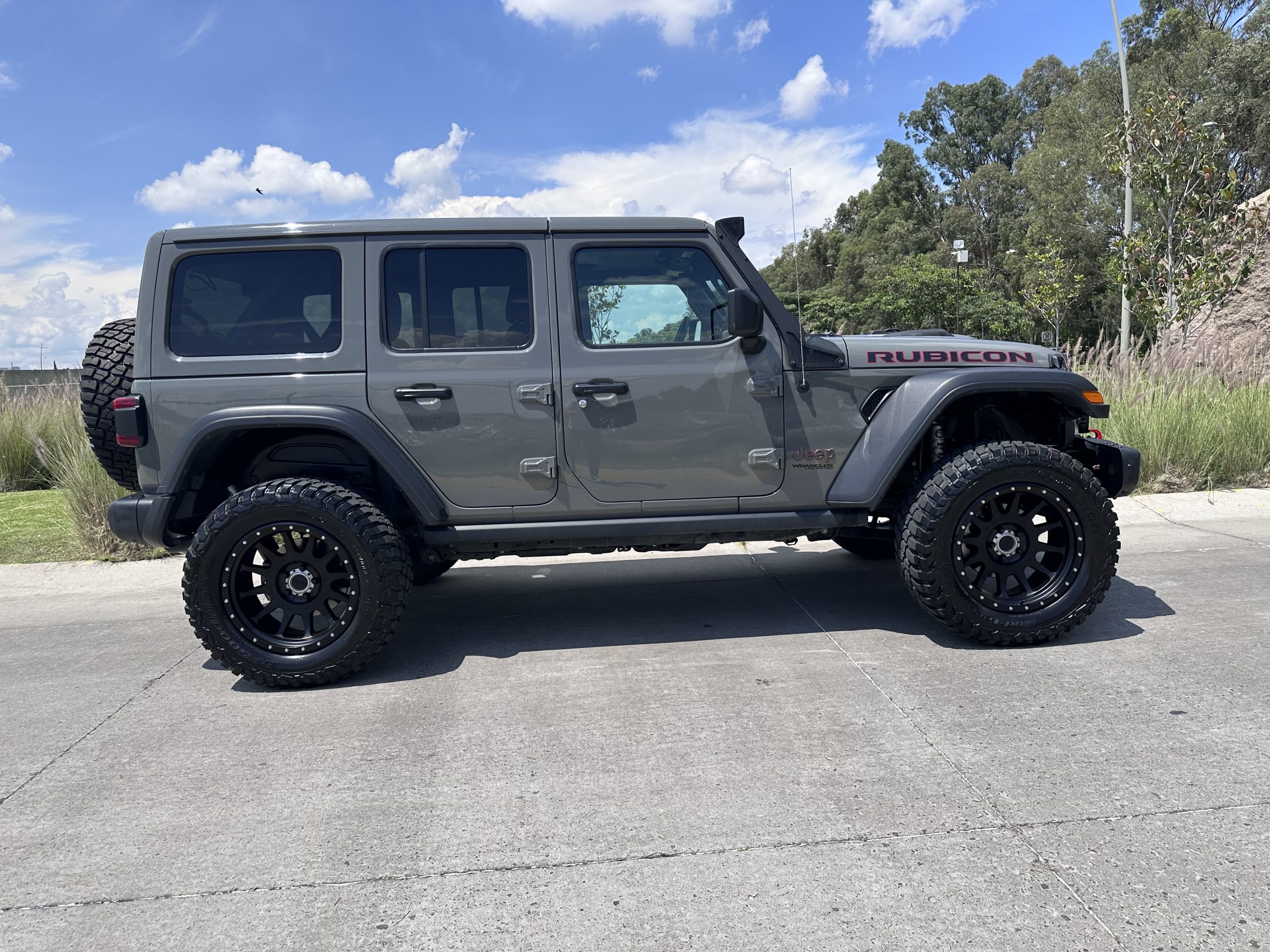 Jeep Wrangler 2022 Rubicon Tuscadero Automático Gris