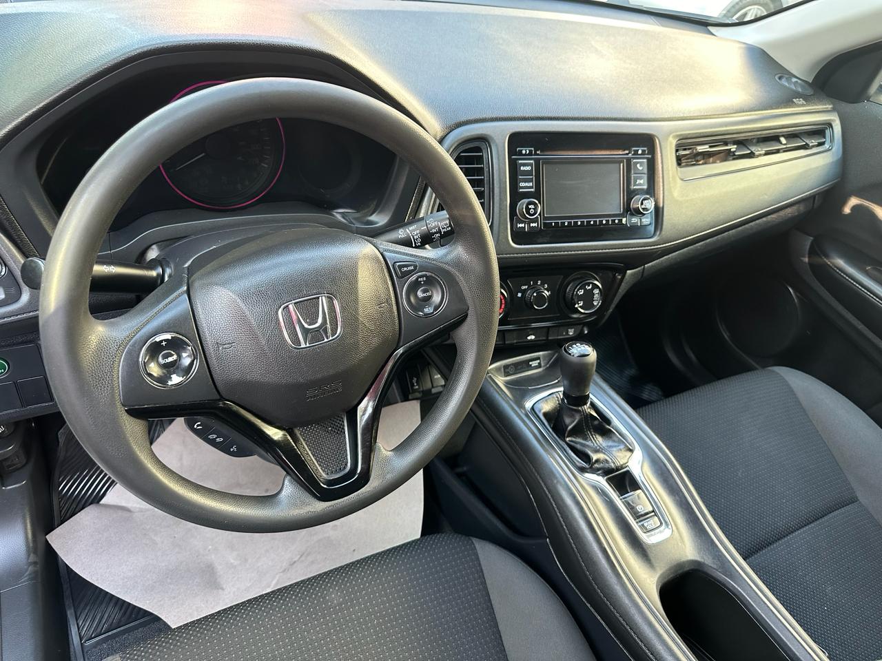Honda HR-V 2021 uniq Manual Blanco