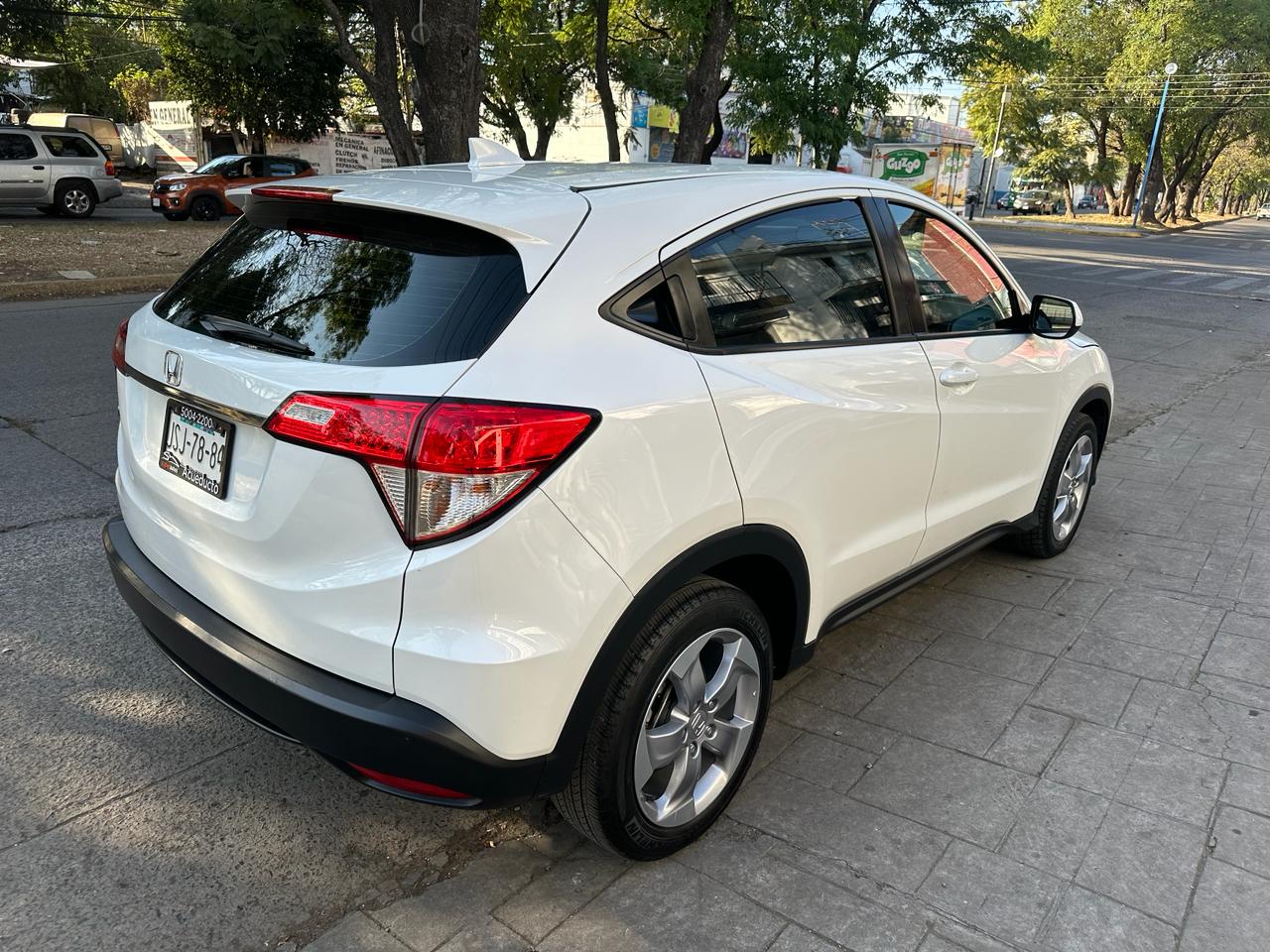 Honda HR-V 2021 uniq Manual Blanco