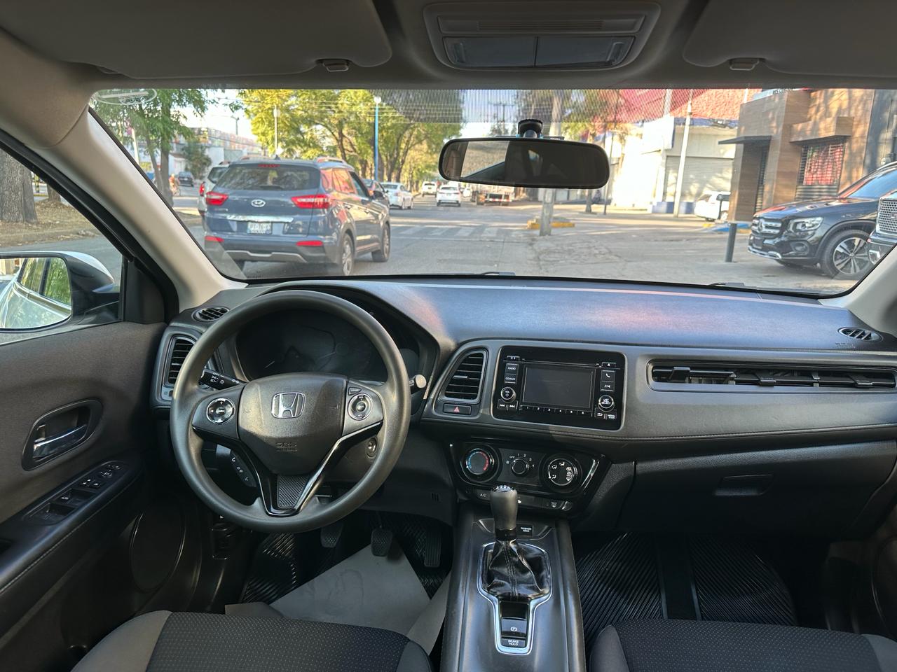 Honda HR-V 2021 uniq Manual Blanco