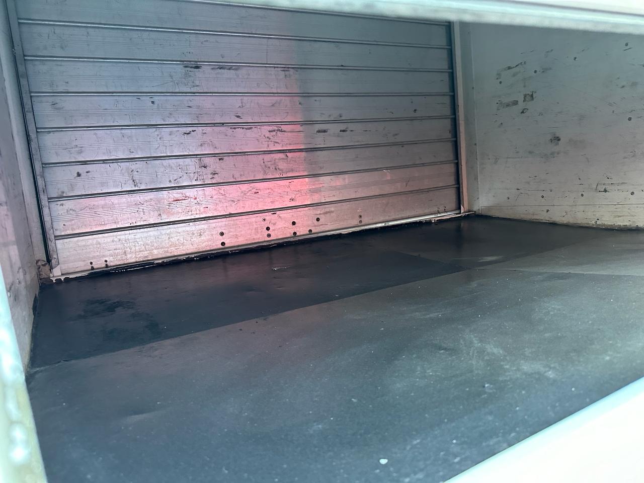 Nissan NP300 2018 ESTACAS CAJA SECA Automático Blanco