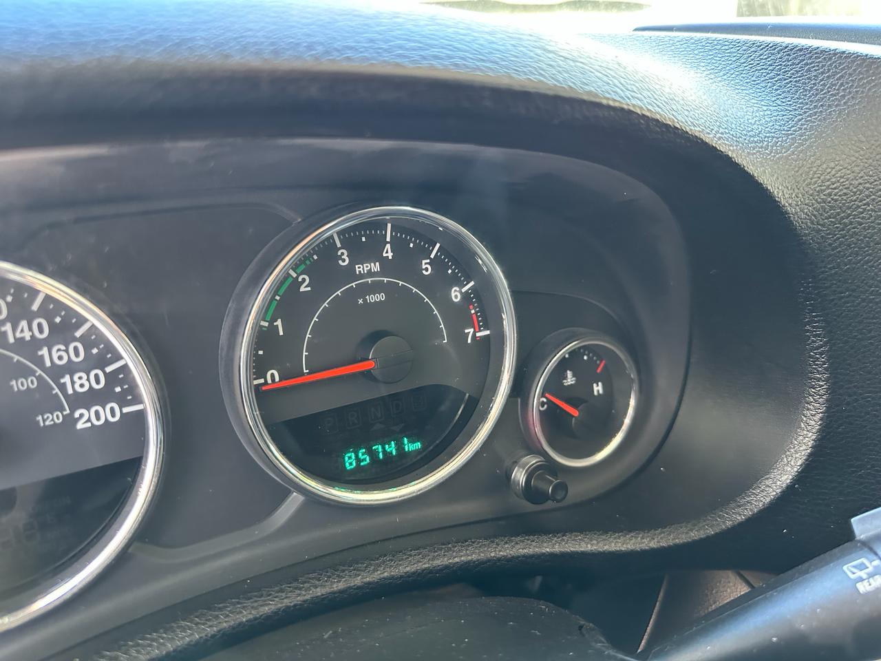 Jeep Wrangler 2015 UNLIMITED SPORT Automático Plata