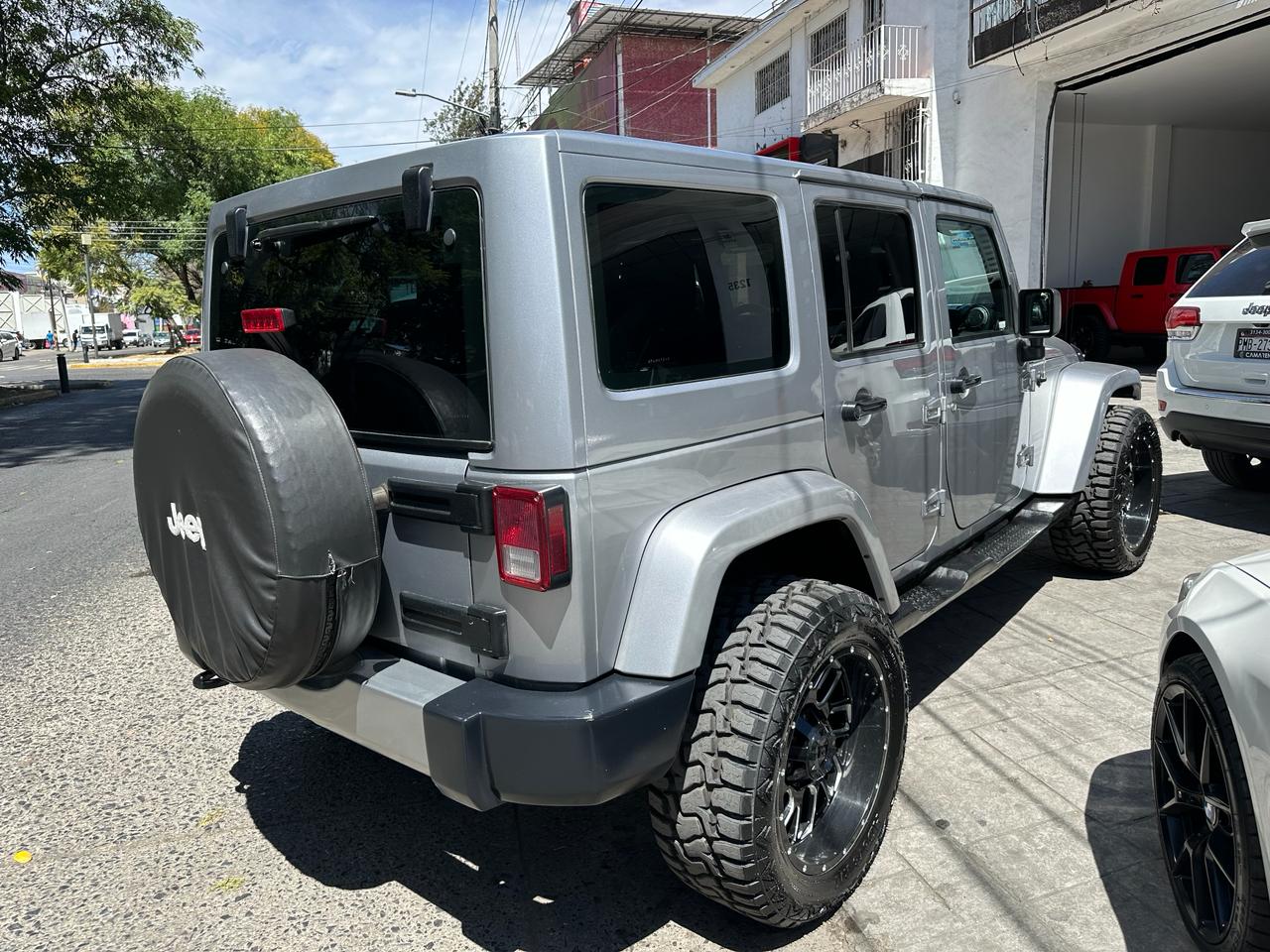 Jeep Wrangler 2015 UNLIMITED SPORT Automático Plata