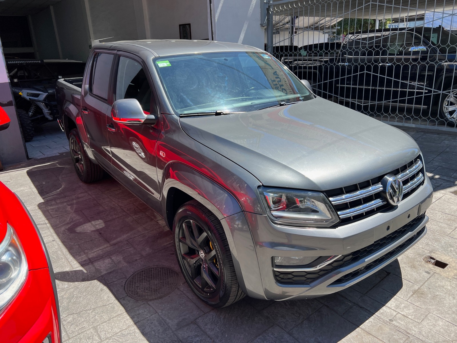 Volkswagen Amarok 2020 HIGHLINE V4 Automático Gris
