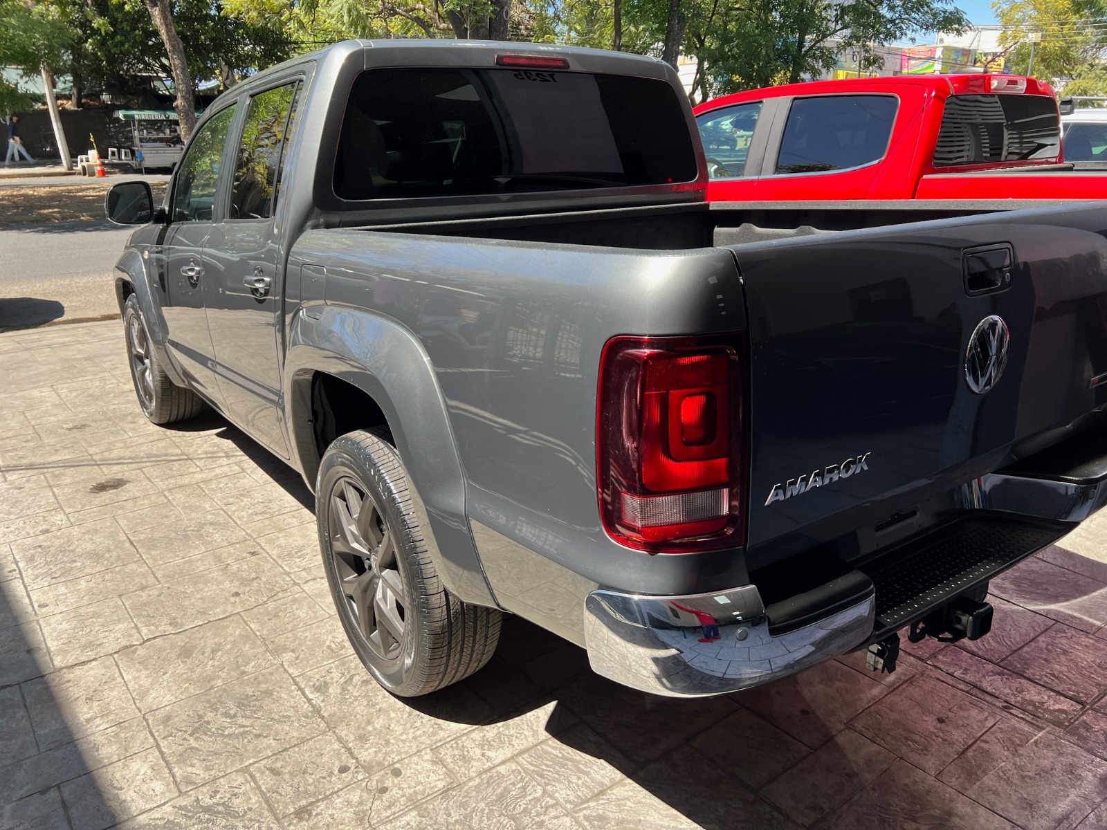 Volkswagen Amarok 2020 HIGHLINE V4 Automático Gris