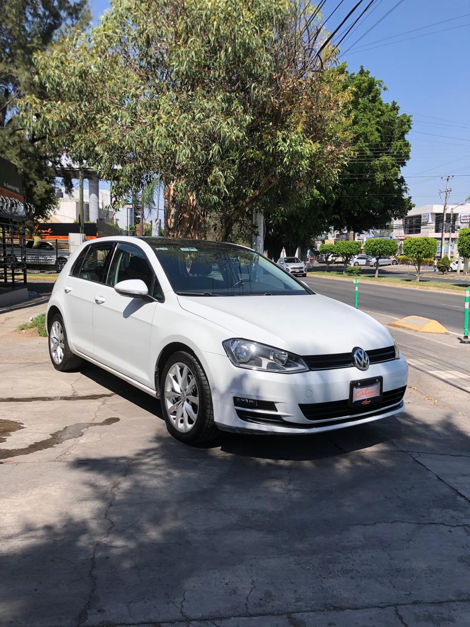 Volkswagen Golf 2017 CONFORTLINE SPORT TSI Automático Blanco