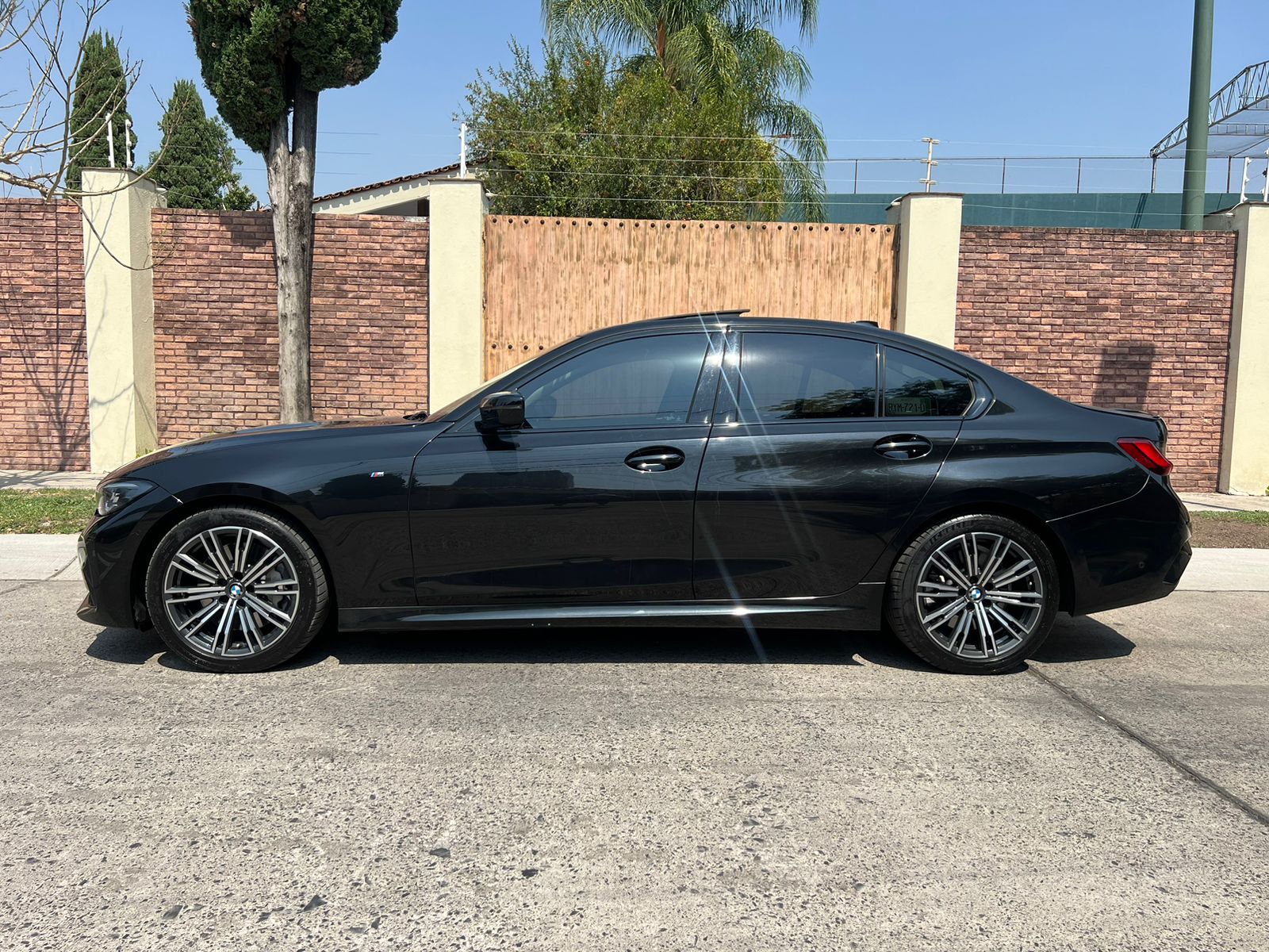 BMW Serie 3 2022 330i M SPORT SHADOW EDITION Automático Negro