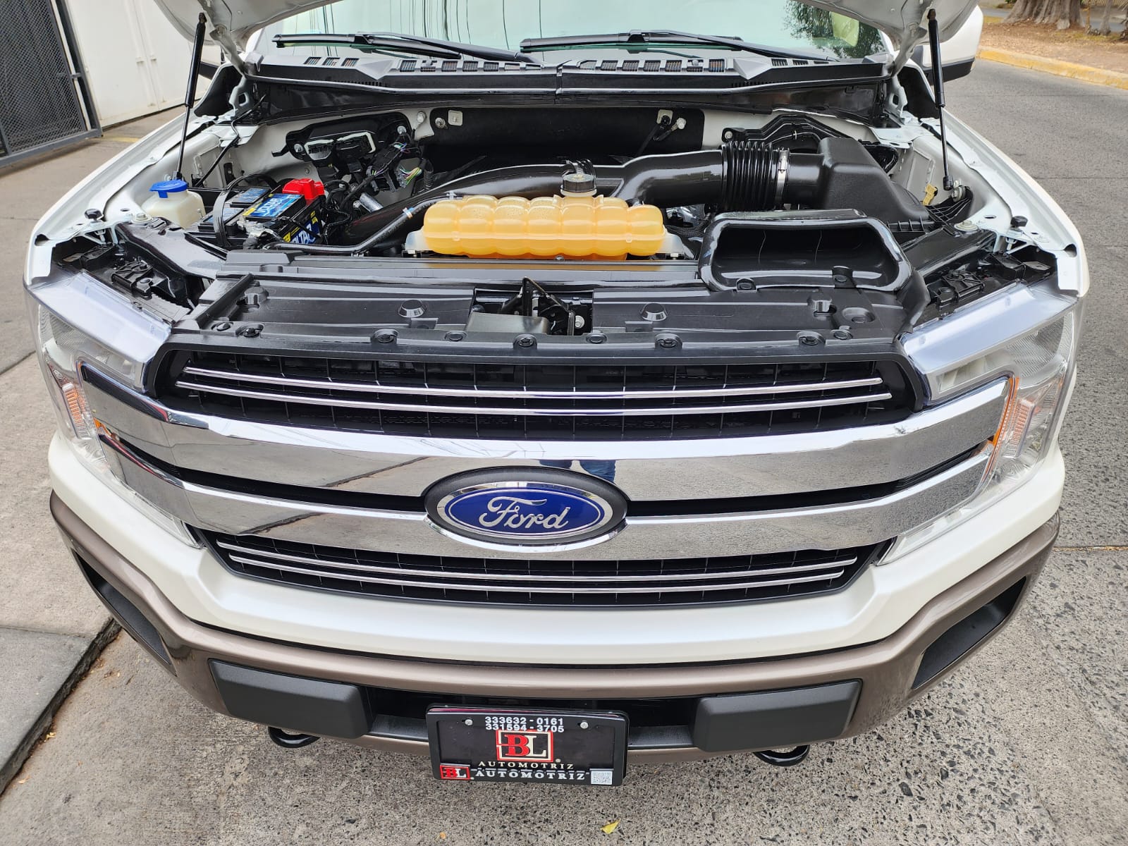Ford Lobo 2018 Lariat 4X4 Automático Blanco