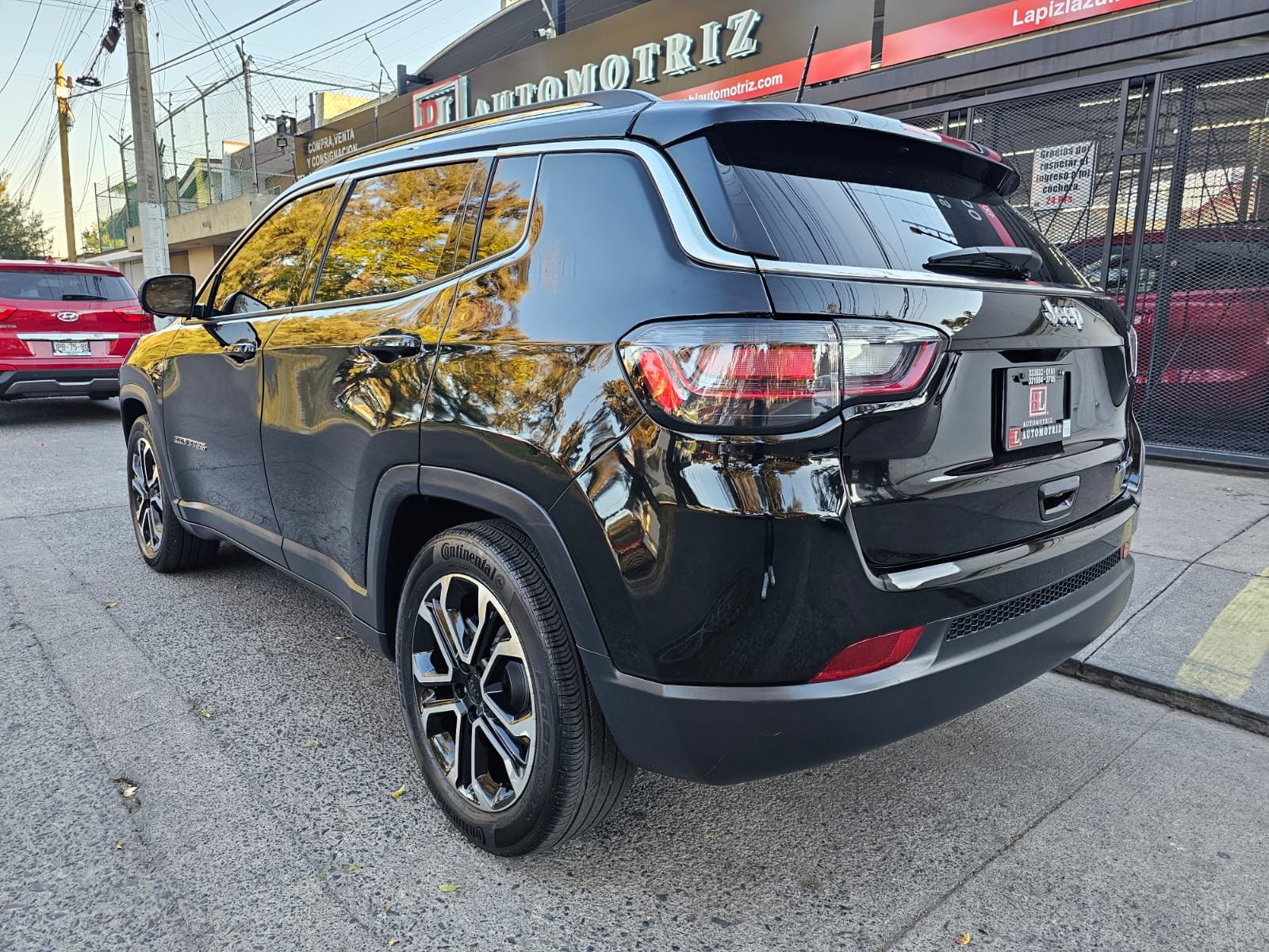 Jeep Compass 2022 Limited Premium Automático Negro