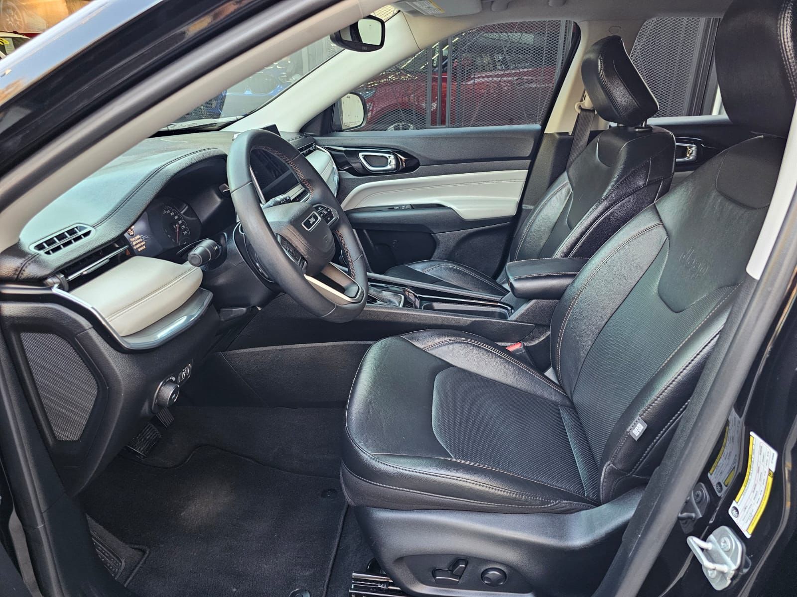 Jeep Compass 2022 Limited Premium Automático Negro