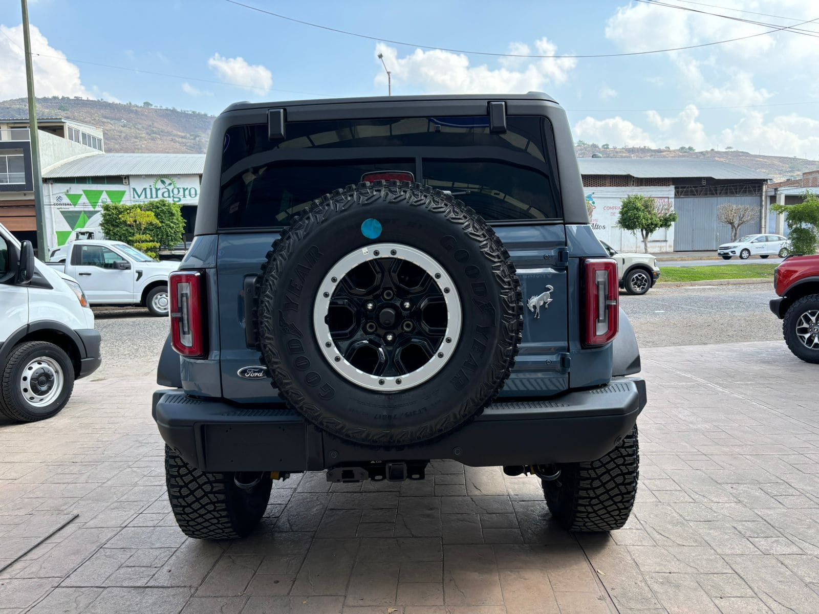 Ford Bronco 2024 Badlands 4 Puertas V6 2.7l Gtdi Automático Azul