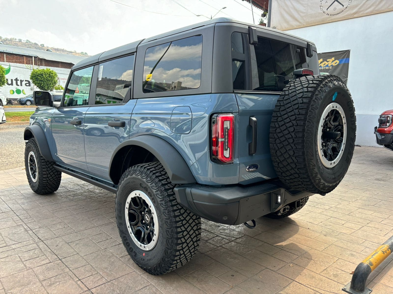 Ford Bronco 2024 Badlands 4 Puertas V6 2.7l Gtdi Automático Azul