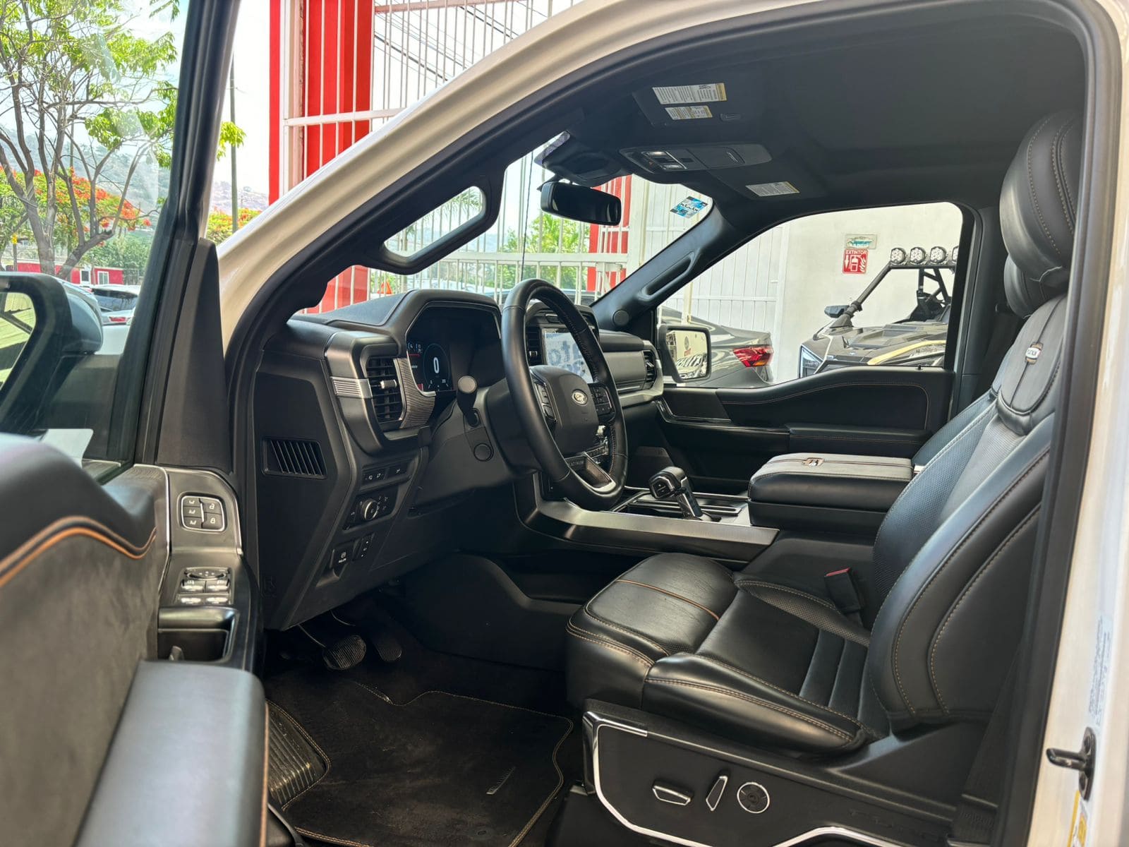 Ford Lobo 2022 Platinum Crew Cab Automático Blanco