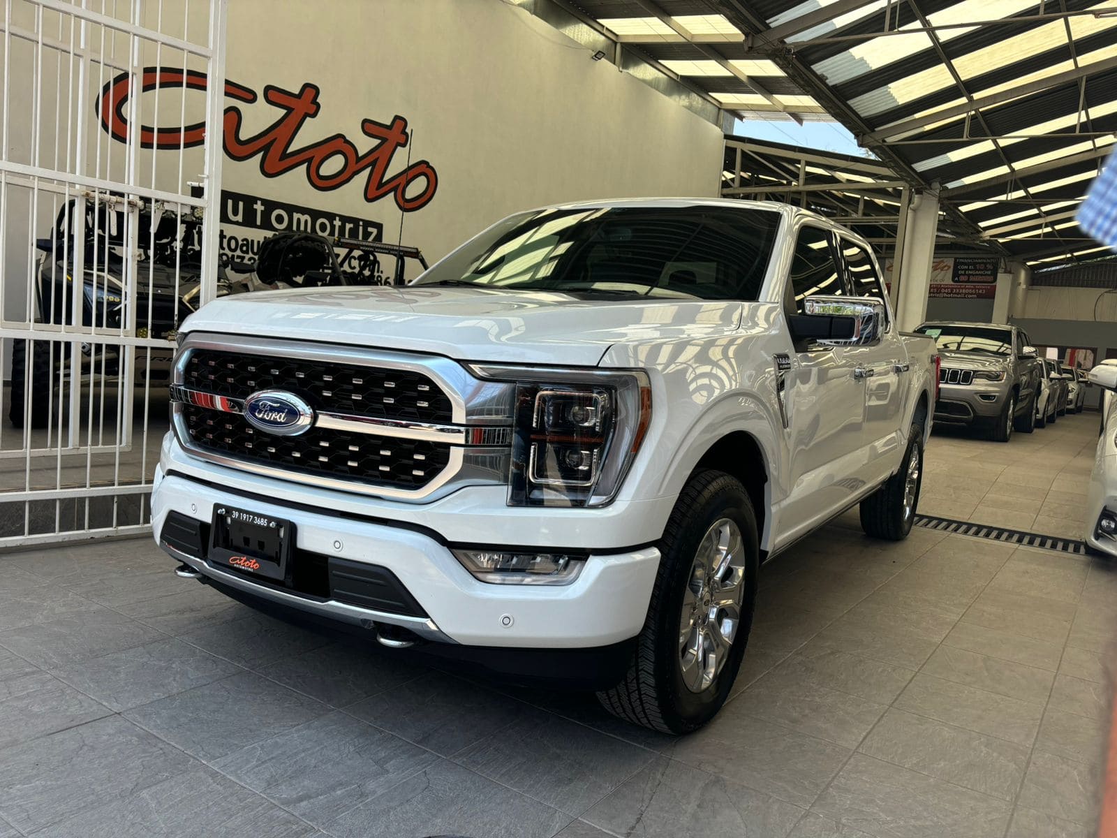 Ford Lobo 2022 Platinum Crew Cab Automático Blanco
