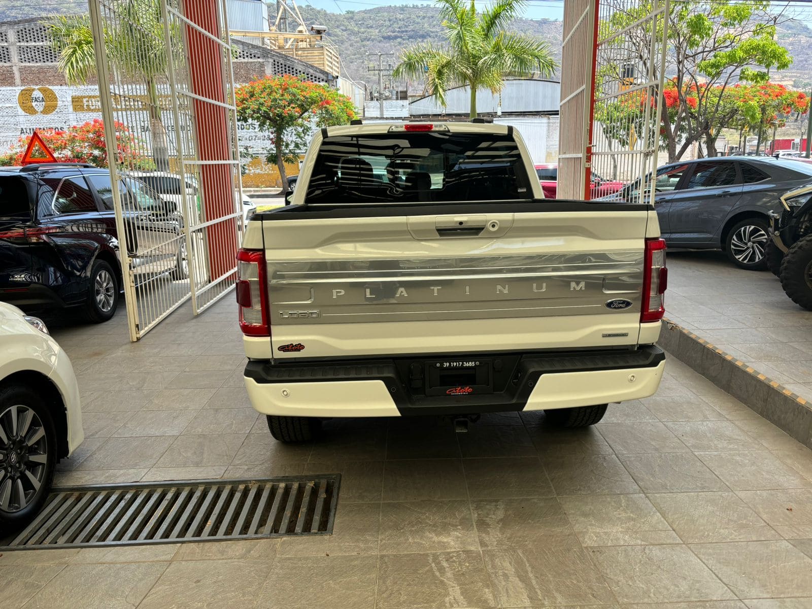 Ford Lobo 2022 Platinum Crew Cab Automático Blanco
