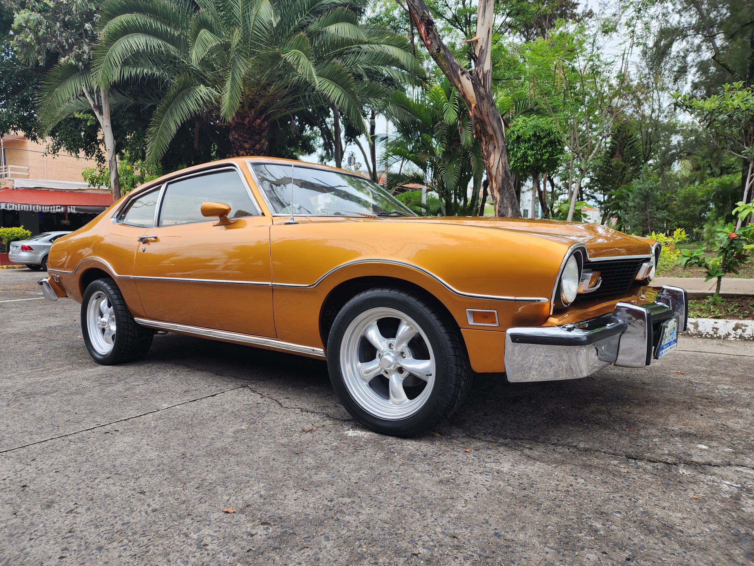 Ford Maverick 1976 Sedán Manual Bronce