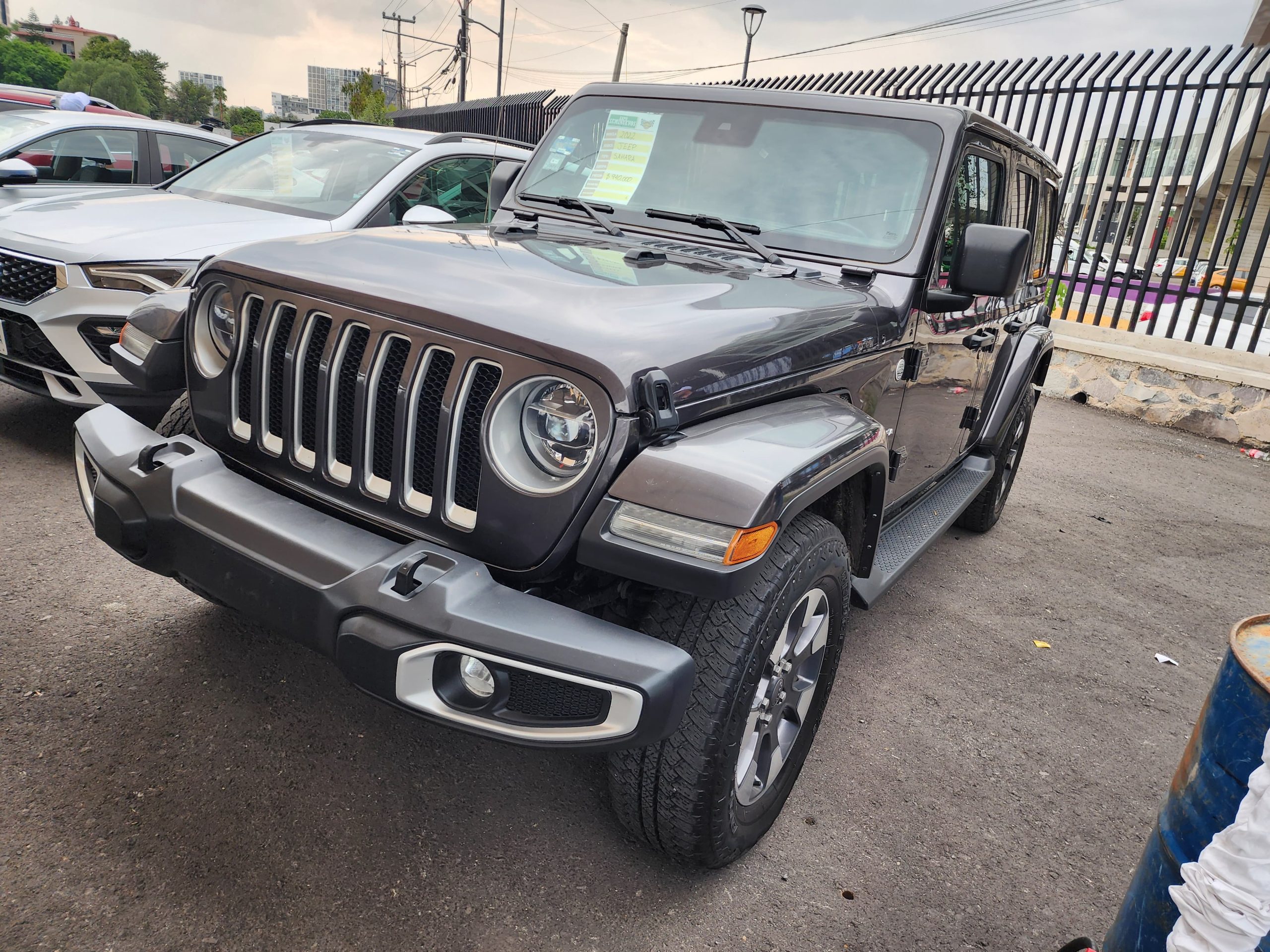 Jeep Wrangler 2022 Wrangler Unlimited Sahara Automático Gris