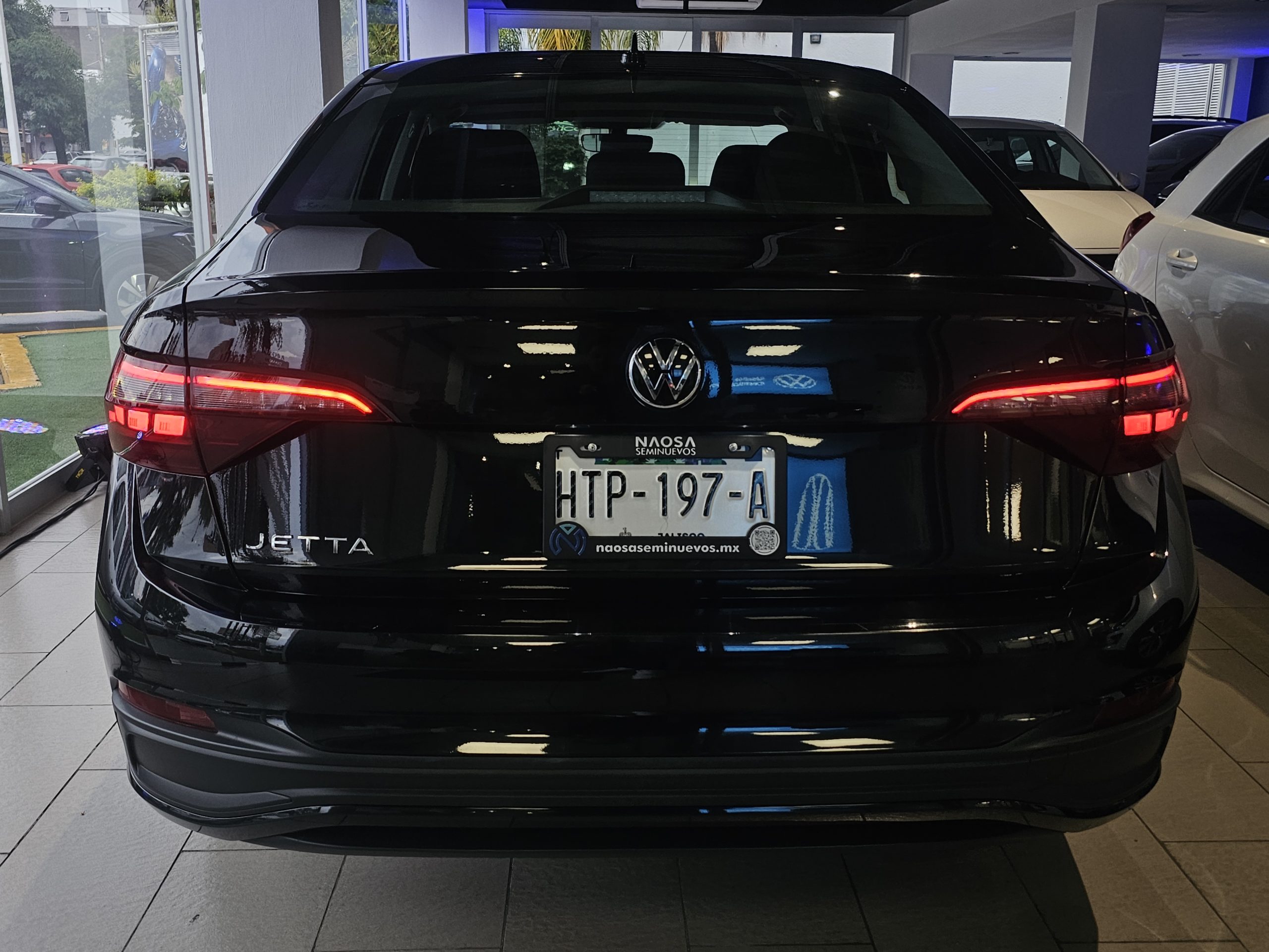 Volkswagen Jetta 2023 Trendline Automático Negro