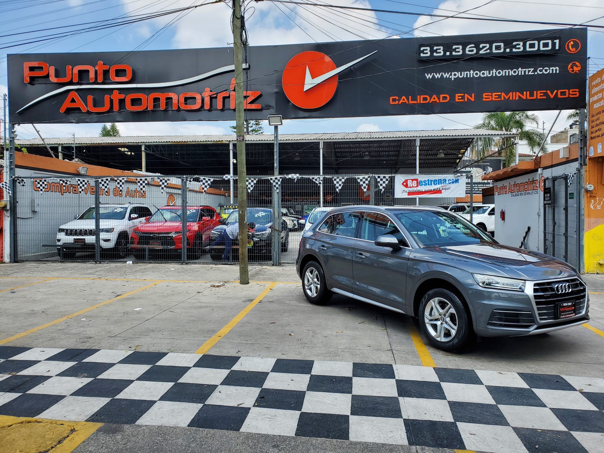 Audi Q5 2018 Select Automático Gris