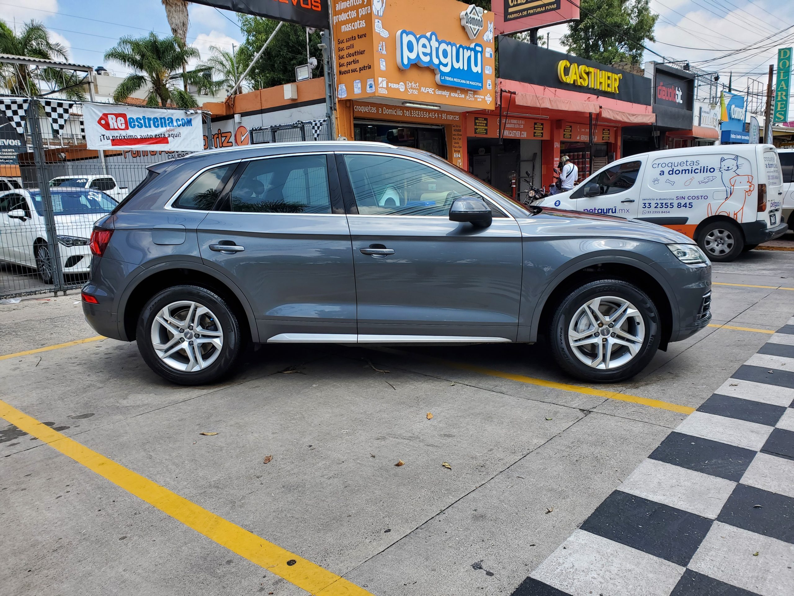 Audi Q5 2018 Select Automático Gris