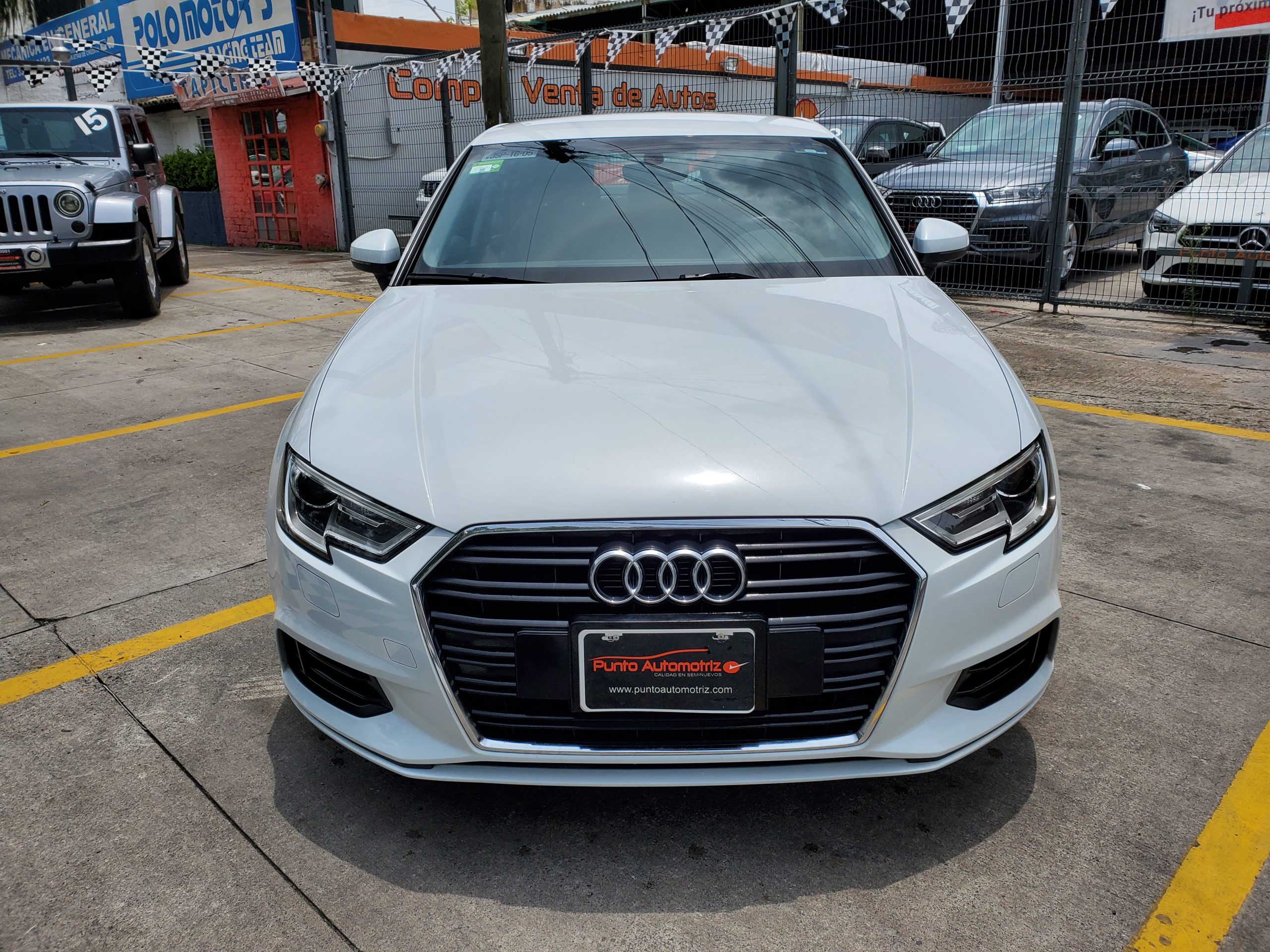 Audi A3 2019 Dynamic 1.4 Automático Blanco