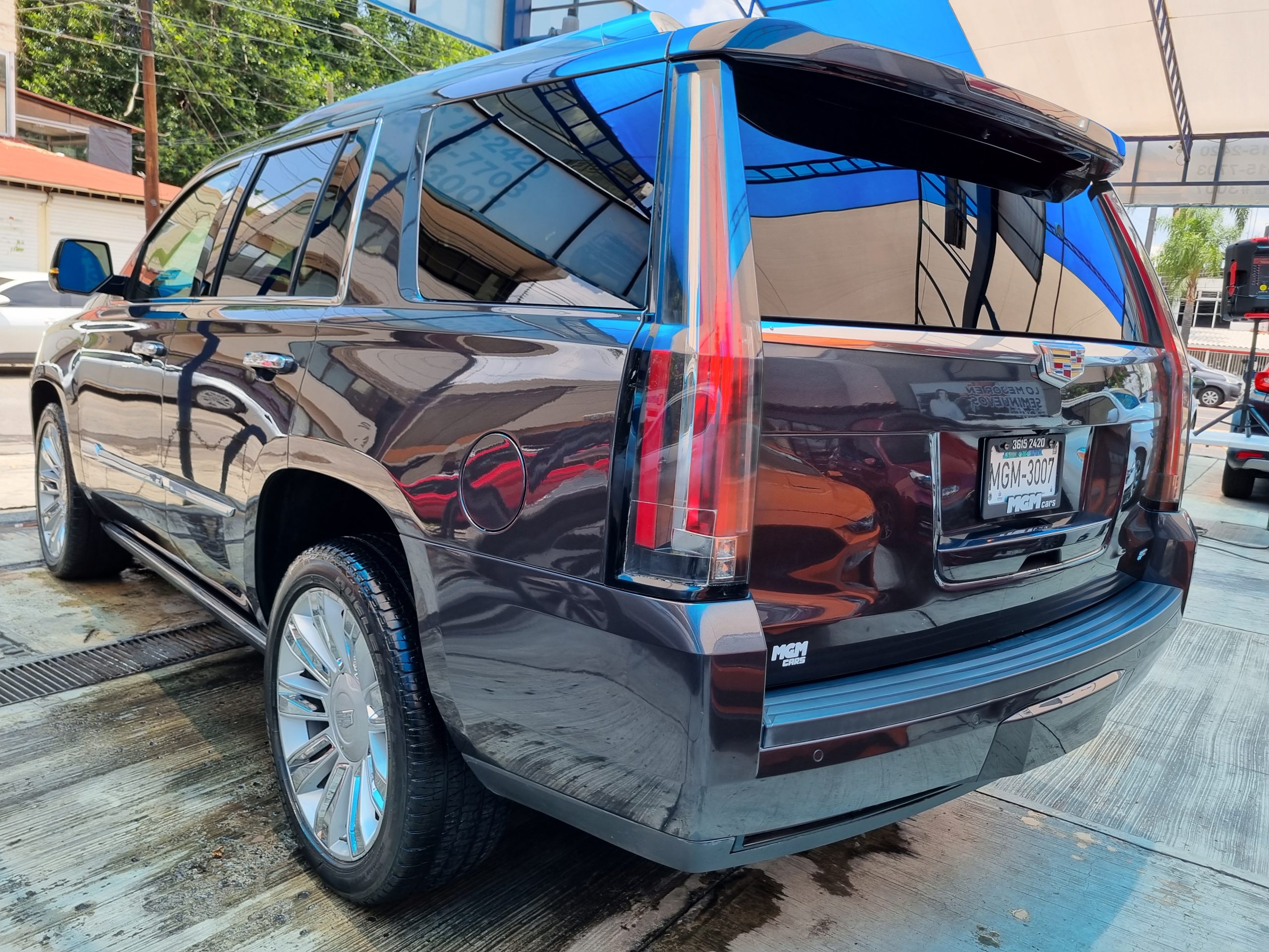 Cadillac Escalade 2015 ESCALADE PLATINUM Automático Gris