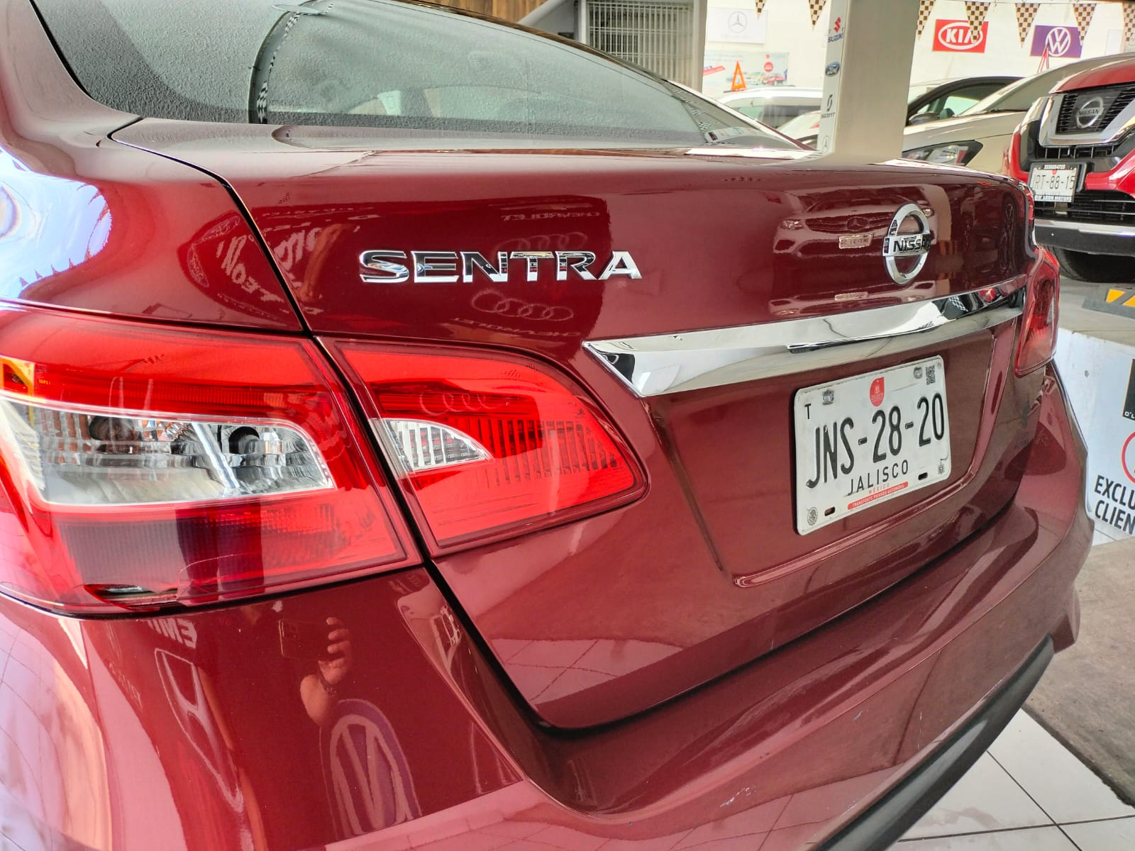 Nissan Sentra 2017 Advance Manual Rojo