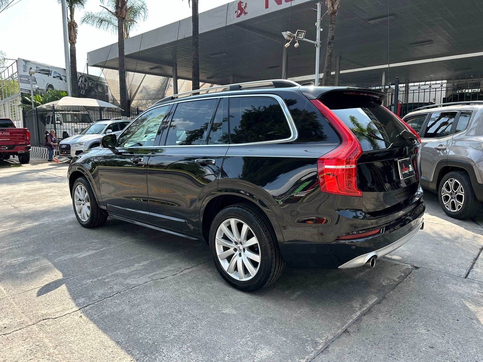 Volvo XC90 2016 Momentum Automático Negro