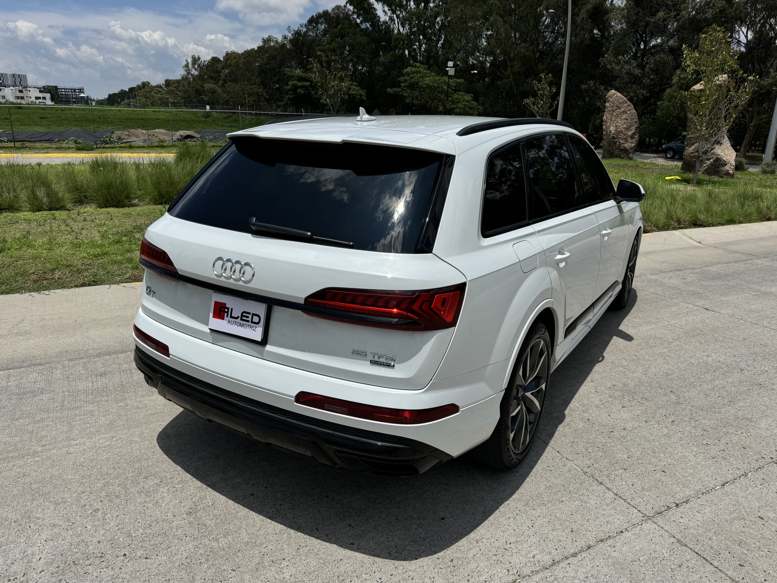 Audi Q7 2022 S Line Automático Blanco