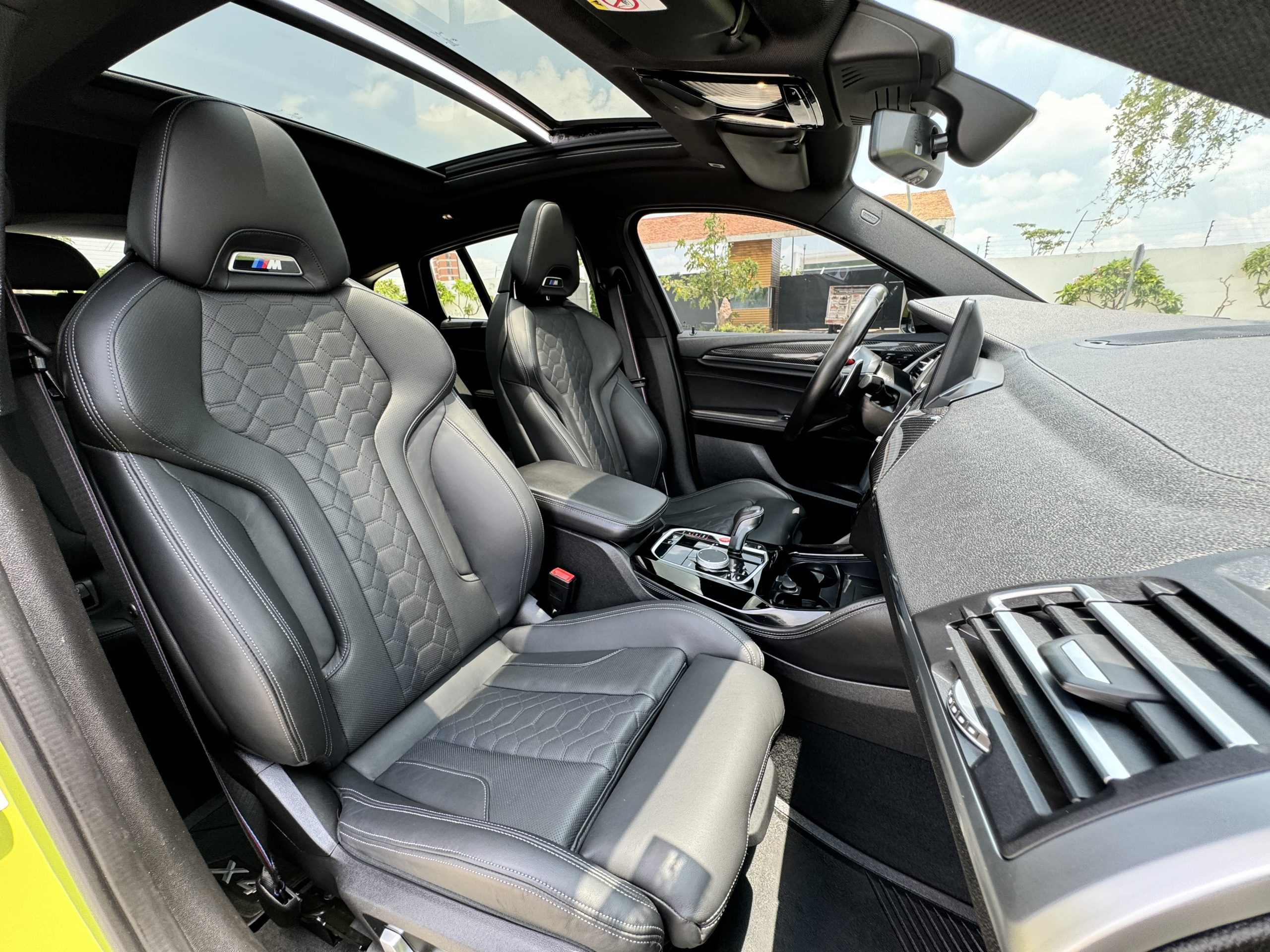 BMW X4 2023 M Competition Automático Amarillo