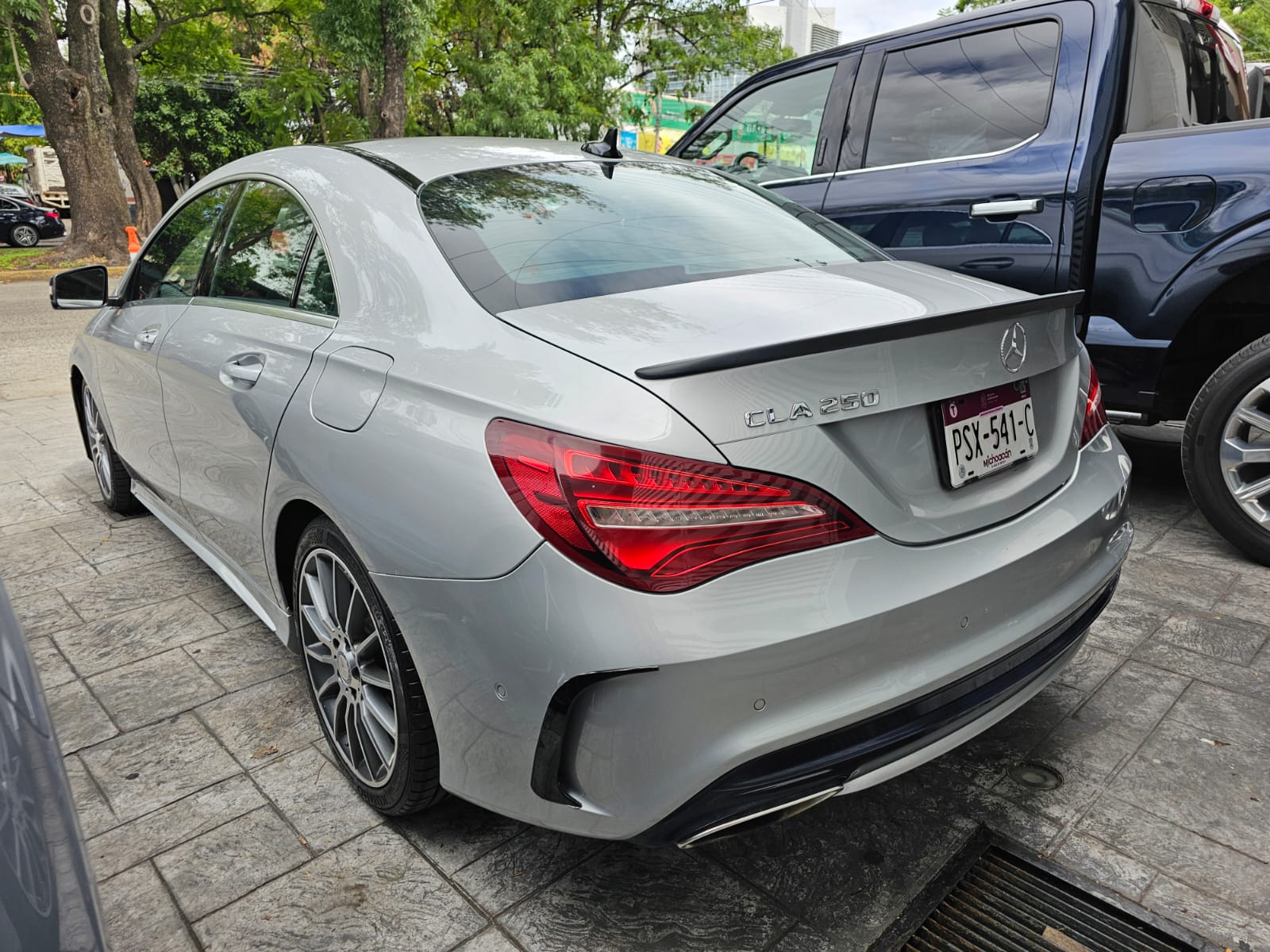 Mercedes-Benz Clase CLA 2017 250 SPORT Automático Gris