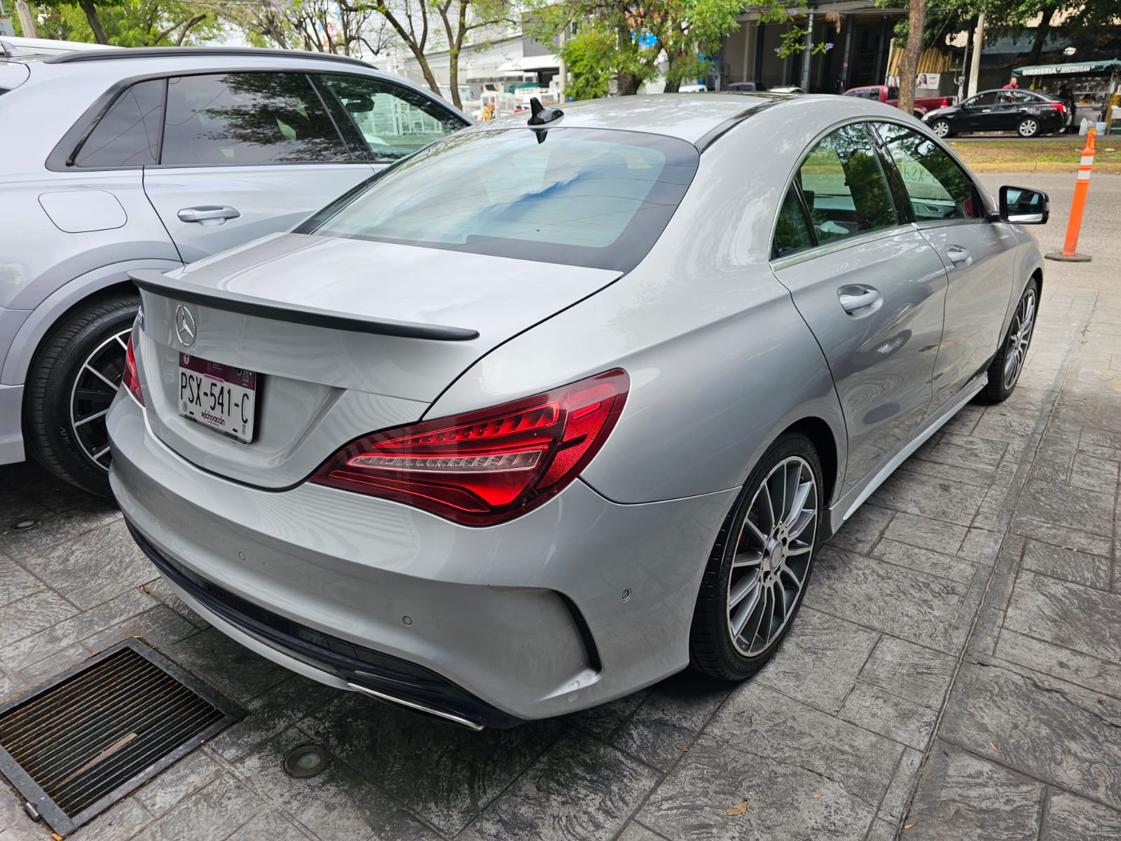 Mercedes-Benz Clase CLA 2017 250 SPORT Automático Gris