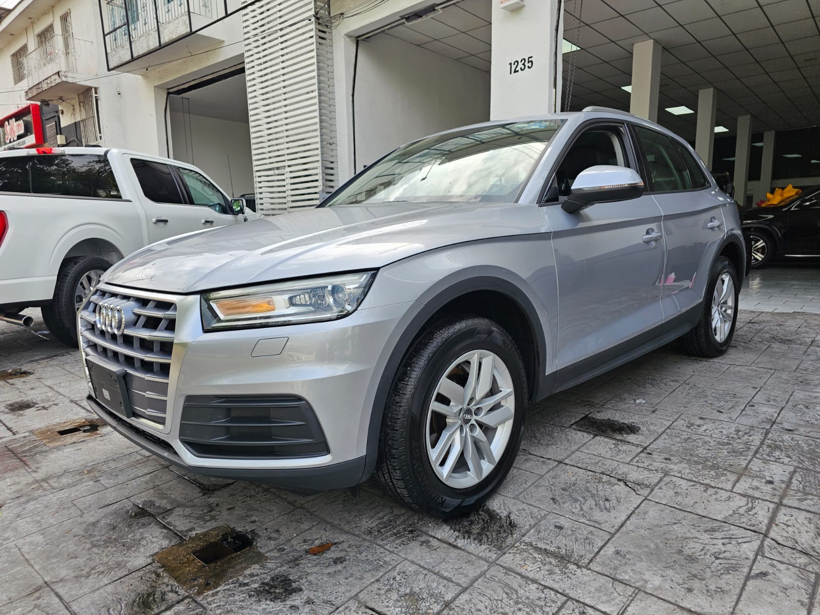 Audi Q5 2019 DYNAMIC Automático Plata