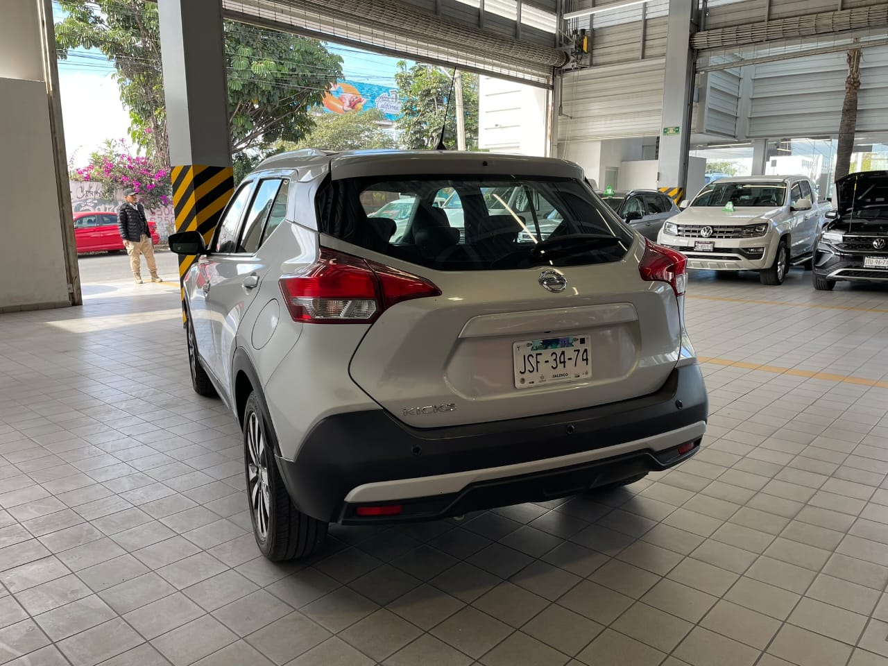 Nissan Kicks 2020 Exclusive Automático Plata