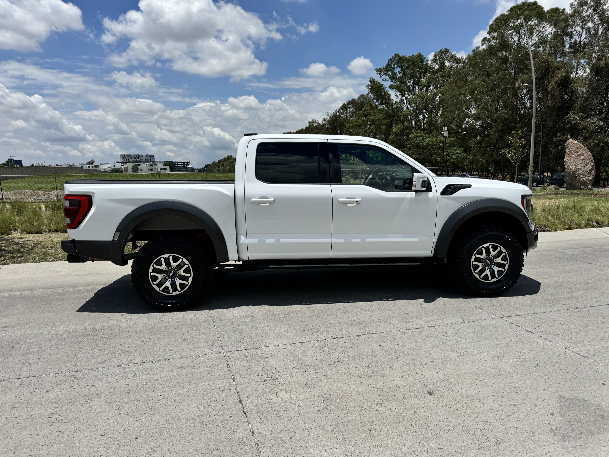 Ford Lobo 2022 Raptor Automático Blanco