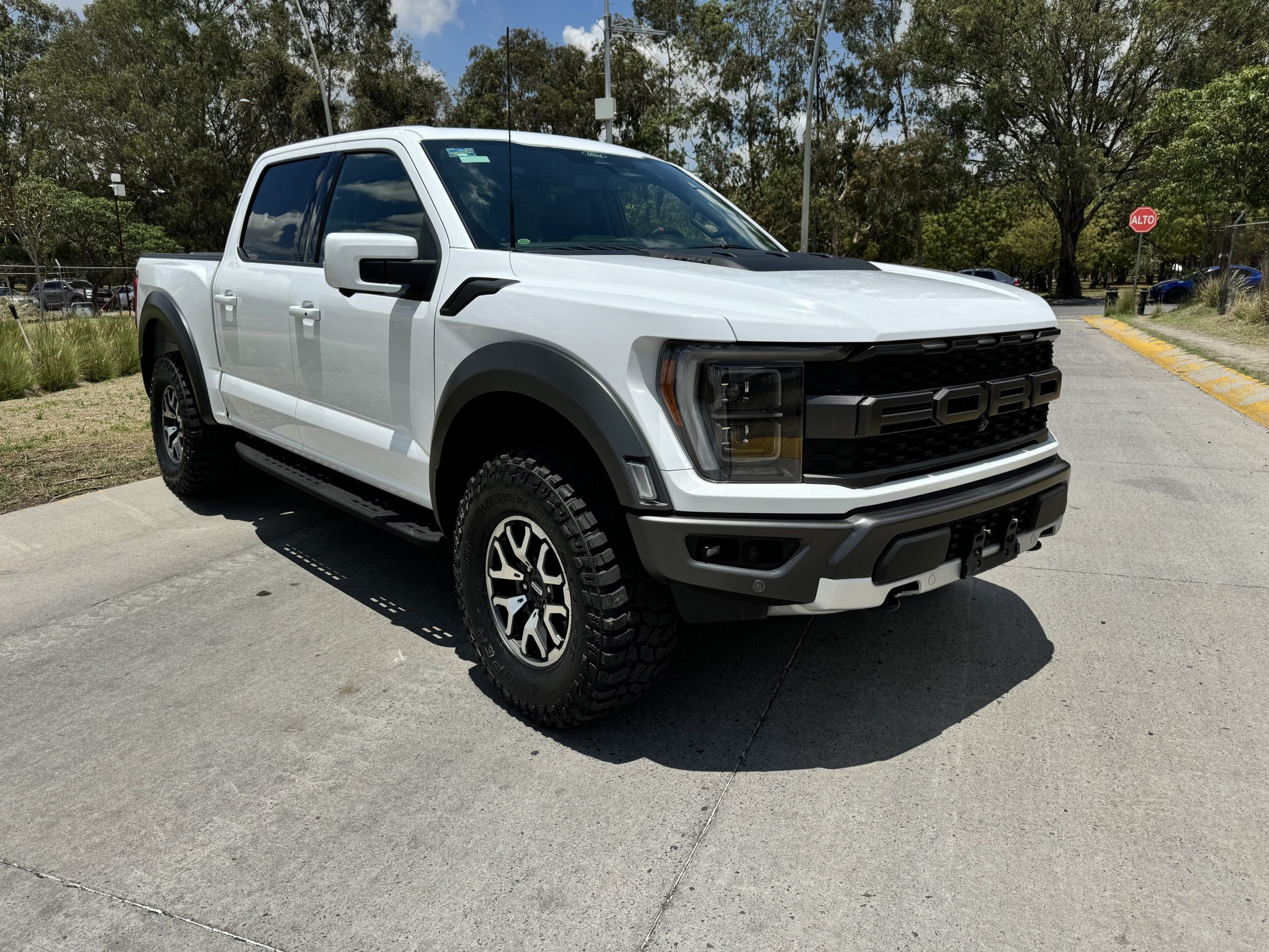 Ford Lobo 2022 Raptor Automático Blanco