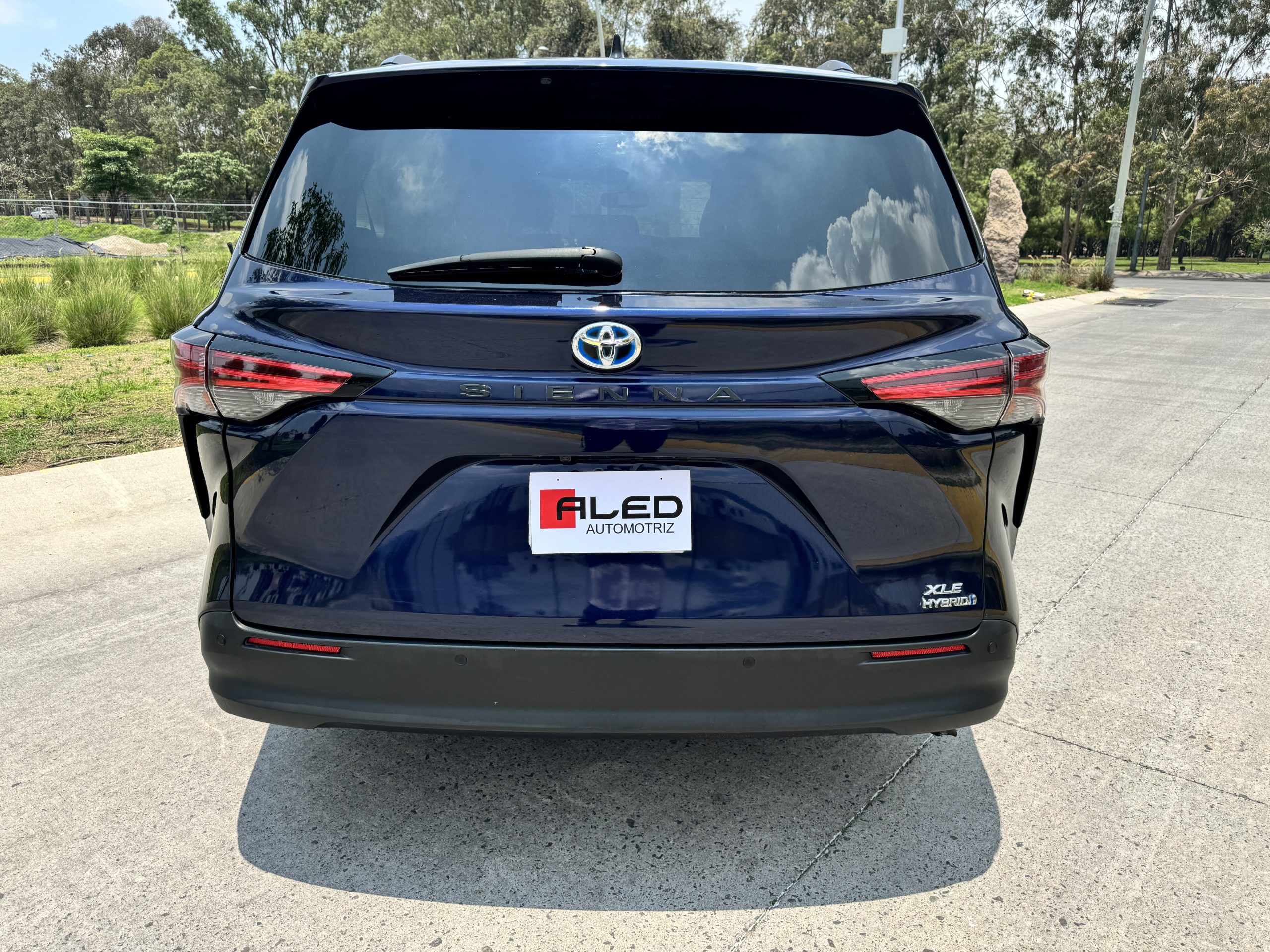 Toyota Sienna 2021 XLE Hybrid Automático Azul